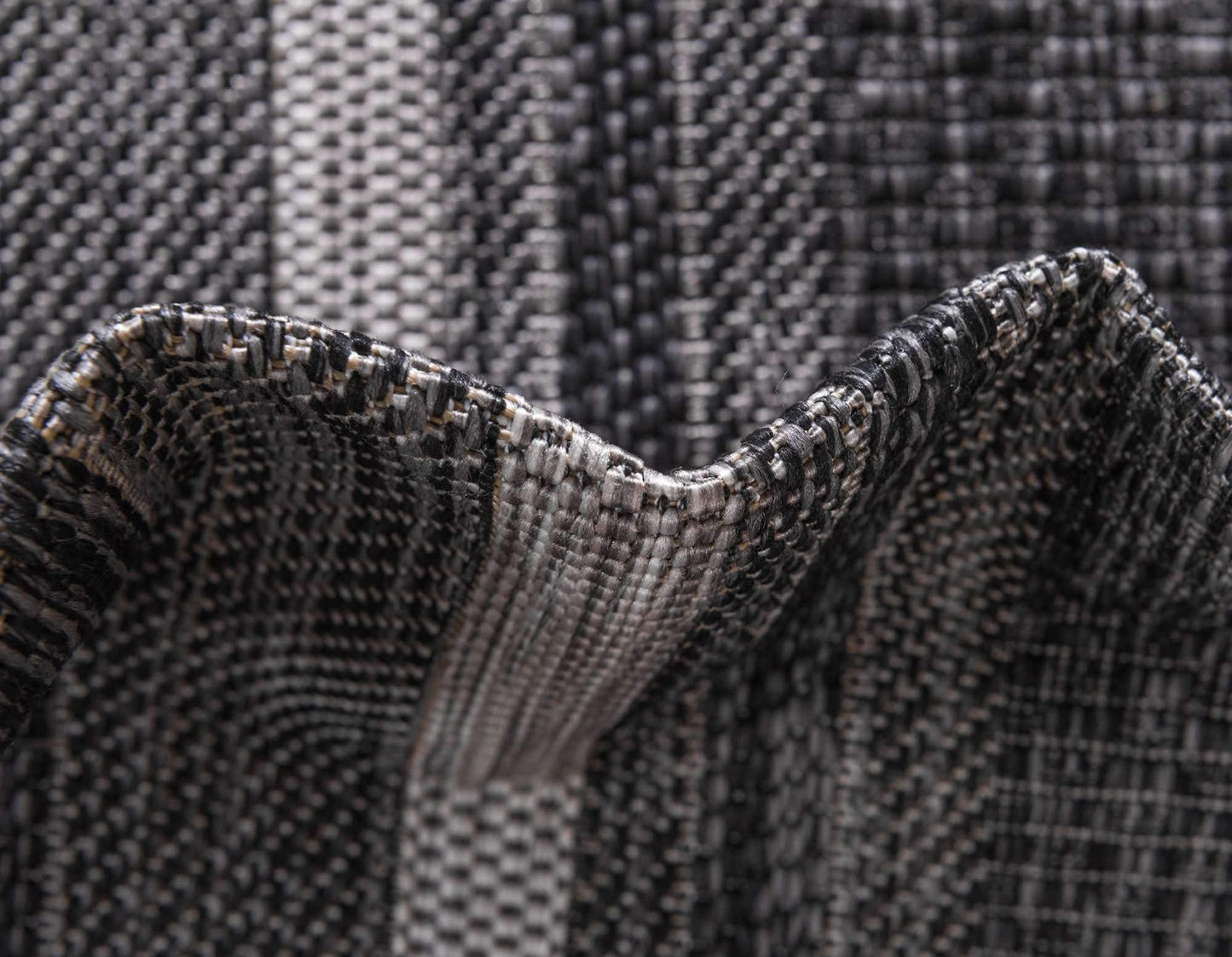 Unique Loom Outdoor Border Collection Area Rug - Soft Border (4' 1" x 6' 1" Rectangle, Black/ Ivory)