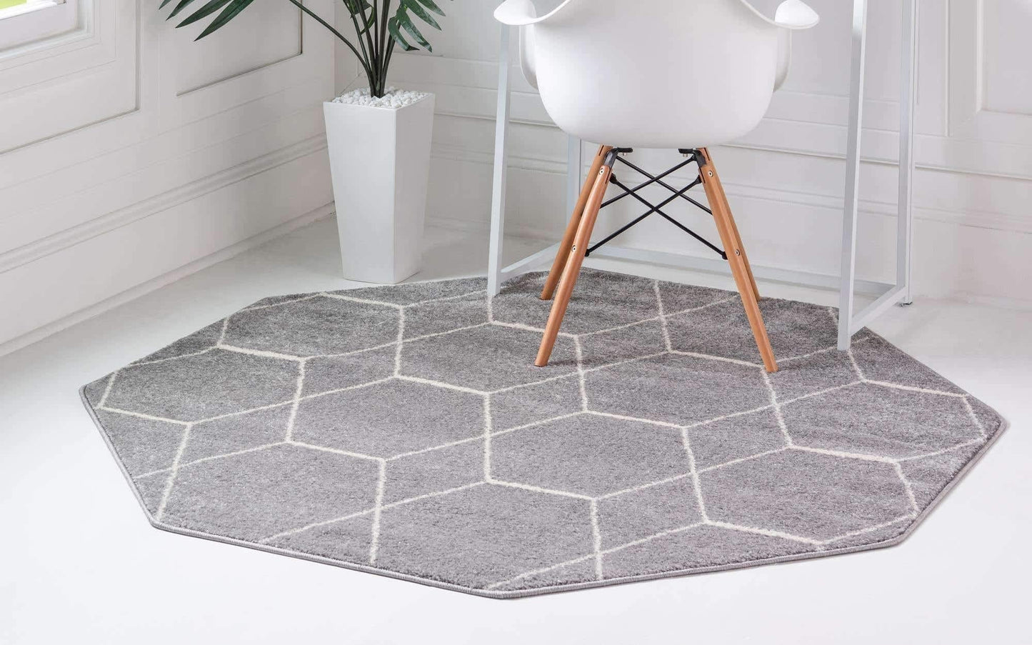 Unique Loom Trellis Frieze Collection Area Rug - Geometric (5' Octagon, Light Gray/ Ivory)