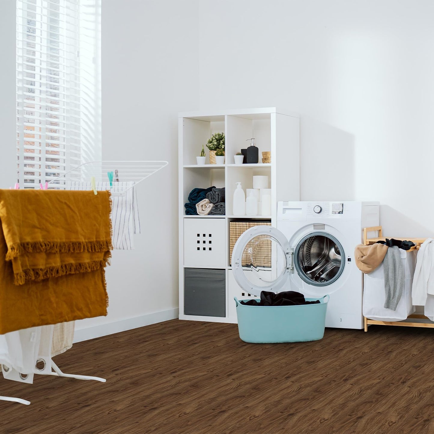 Homease Vinyl Flooring Roll 15.7" W x 393.7" L/ 43 Sq.Ft, Wood Grain Peel and Stick Floor Tiles Waterproof Wear-Resistant Vinyl Plank Flooring for Any Room, Easy DIY Flooring Solutions, Brown