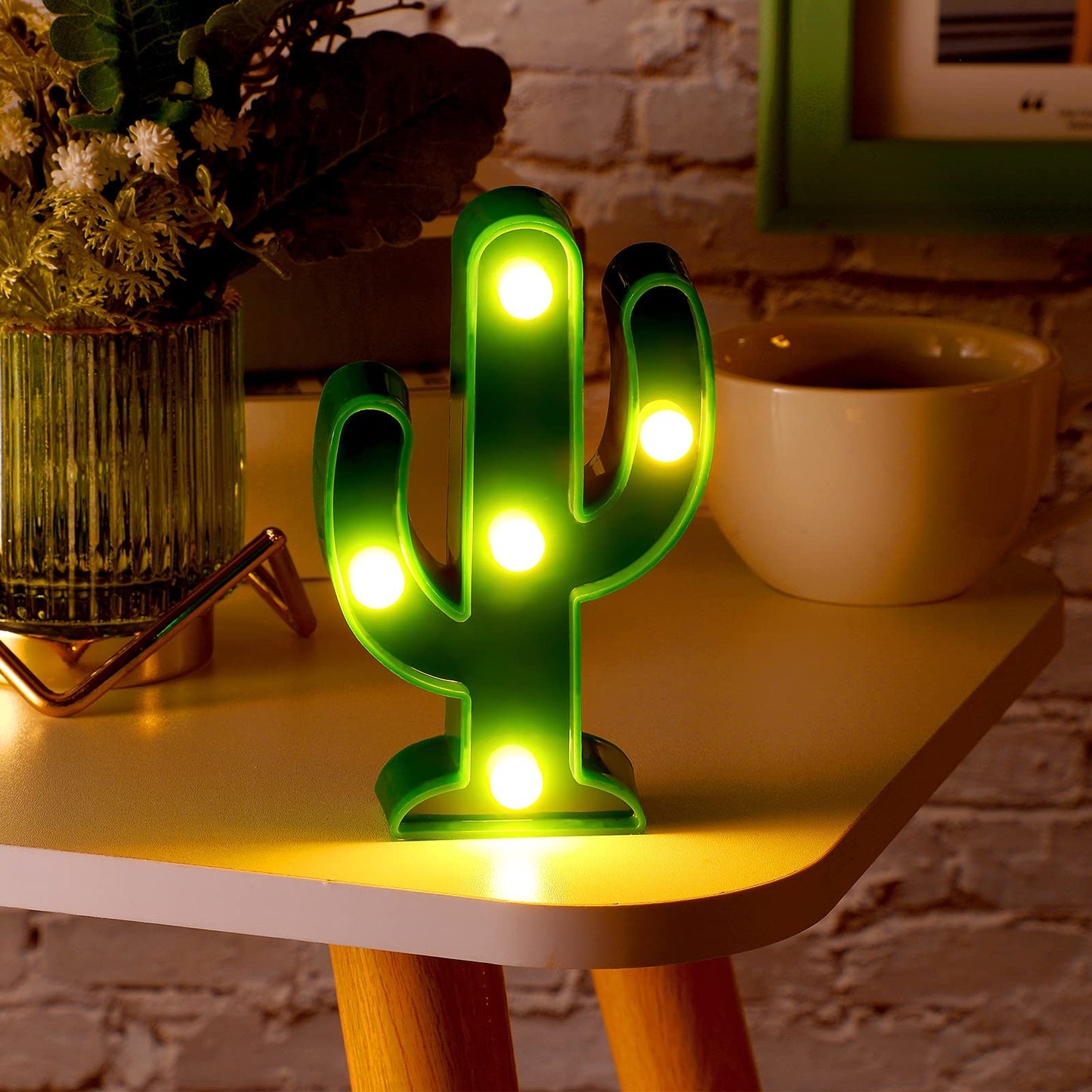 Jutom 4 Pieces LED Cactus Light up Taco Party Favors Mexican Cactus Party Decorations Fiesta Table Decor Cinco De Mayo Supplies Cute Night Lamp for Table Bedroom Supplies(4.72 x 2.76 Inch)