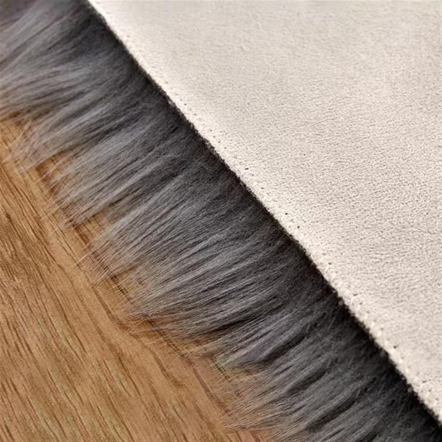 Lifup Soft Round Shaggy Rug, Faux Fur Area Rug, Fluffy Plush Carpets Circle Rugs for Living Room Fuzzy Rugs for Bedroom Under Dining Table Home Office Decor Gold 2x2 Feet
