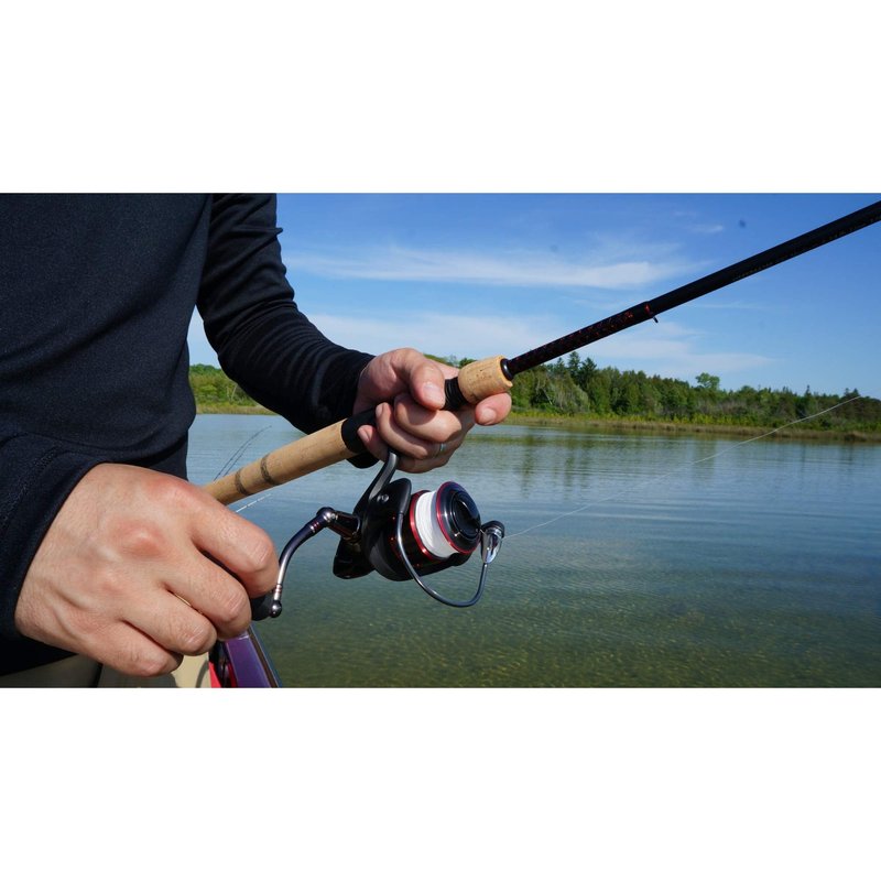 Ugly Stik 7’ Elite Spinning Fishing Rod and Reel Spinning Combo, Ugly Tech Construction with Clear Tip Design, 7’ 2-Piece Fast Action Rod