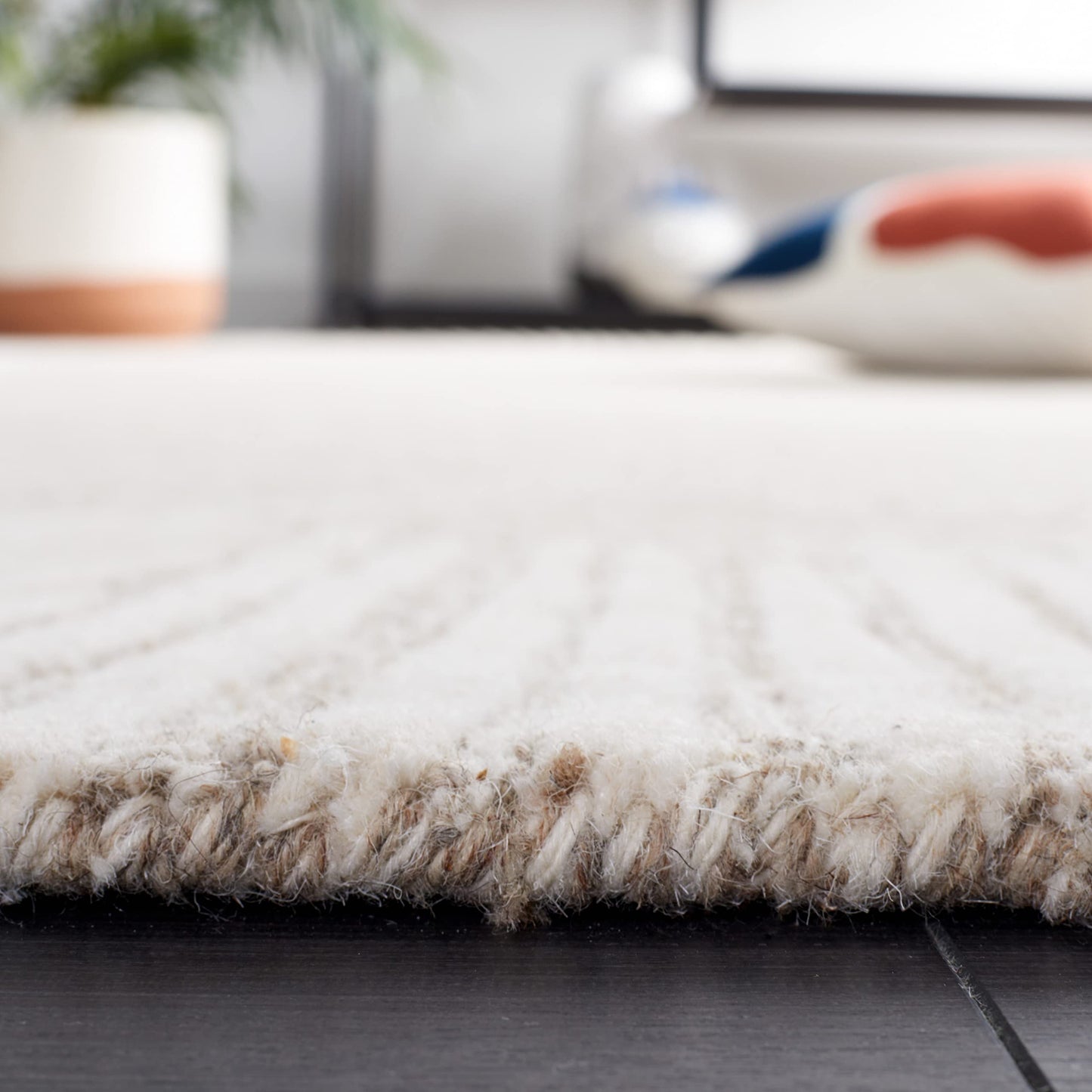 SAFAVIEH Abstract Collection Area Rug - 8' Square, Natural & Ivory, Handmade Wool, Ideal for High Traffic Areas in Living Room, Bedroom, Dining (ABT478A-8SQ)