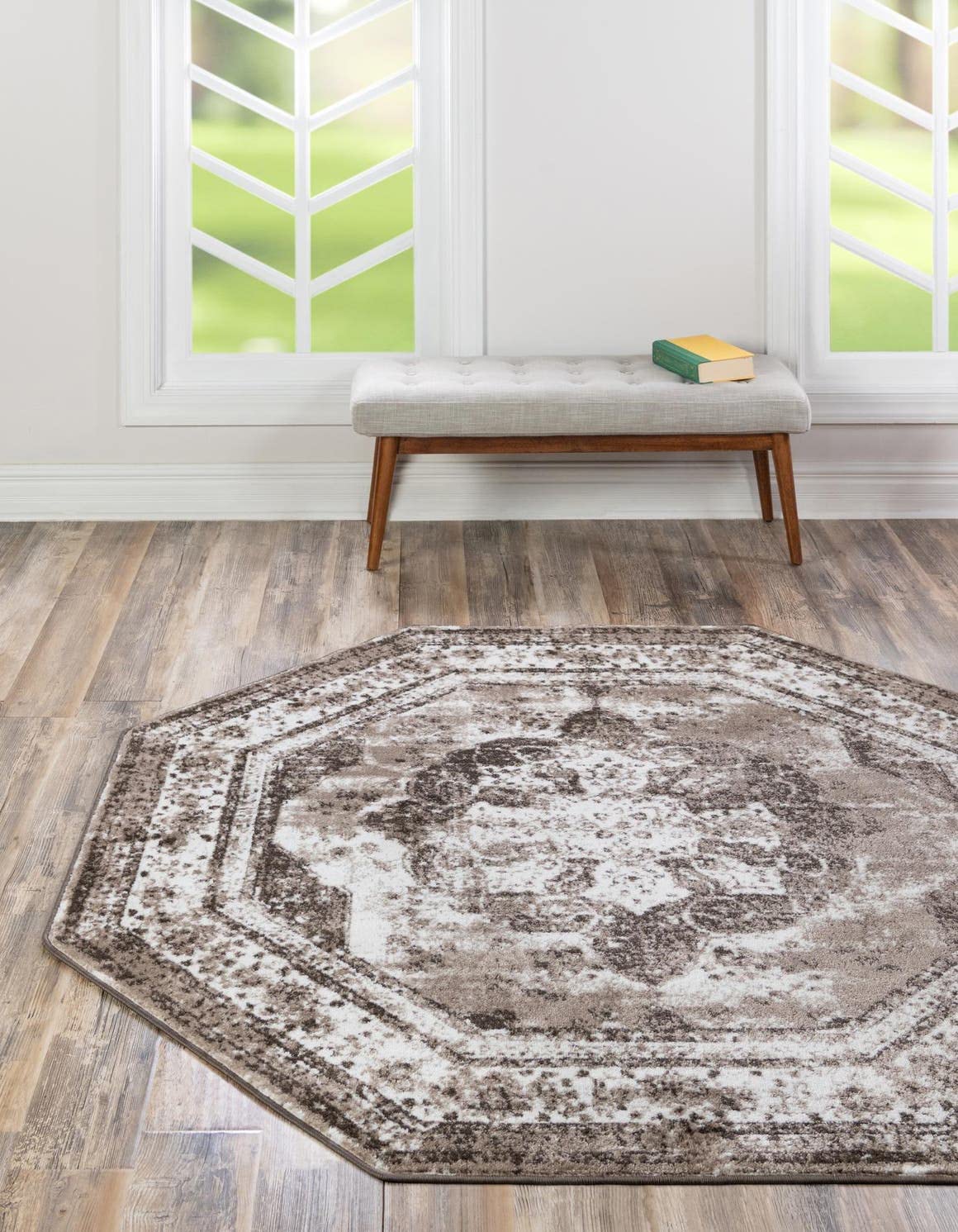 Unique Loom Sofia Collection Area Rug - Salle Garnier (6' 1" Octagon, Light Brown/ Brown)