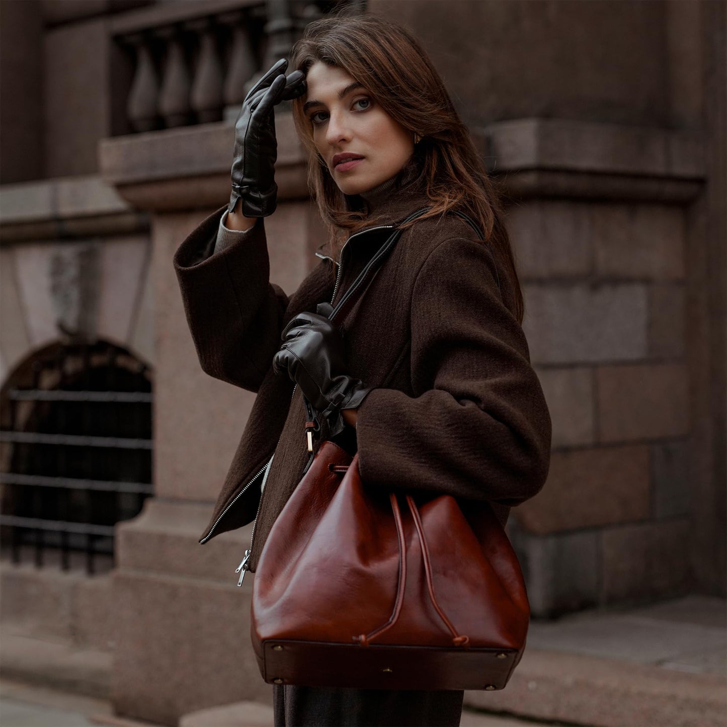 Time Resistance Leather Bucket Bag - Full-Grain Leather Handbag for Women - Italian Purse Shoulder Bag (Cognac Brown)