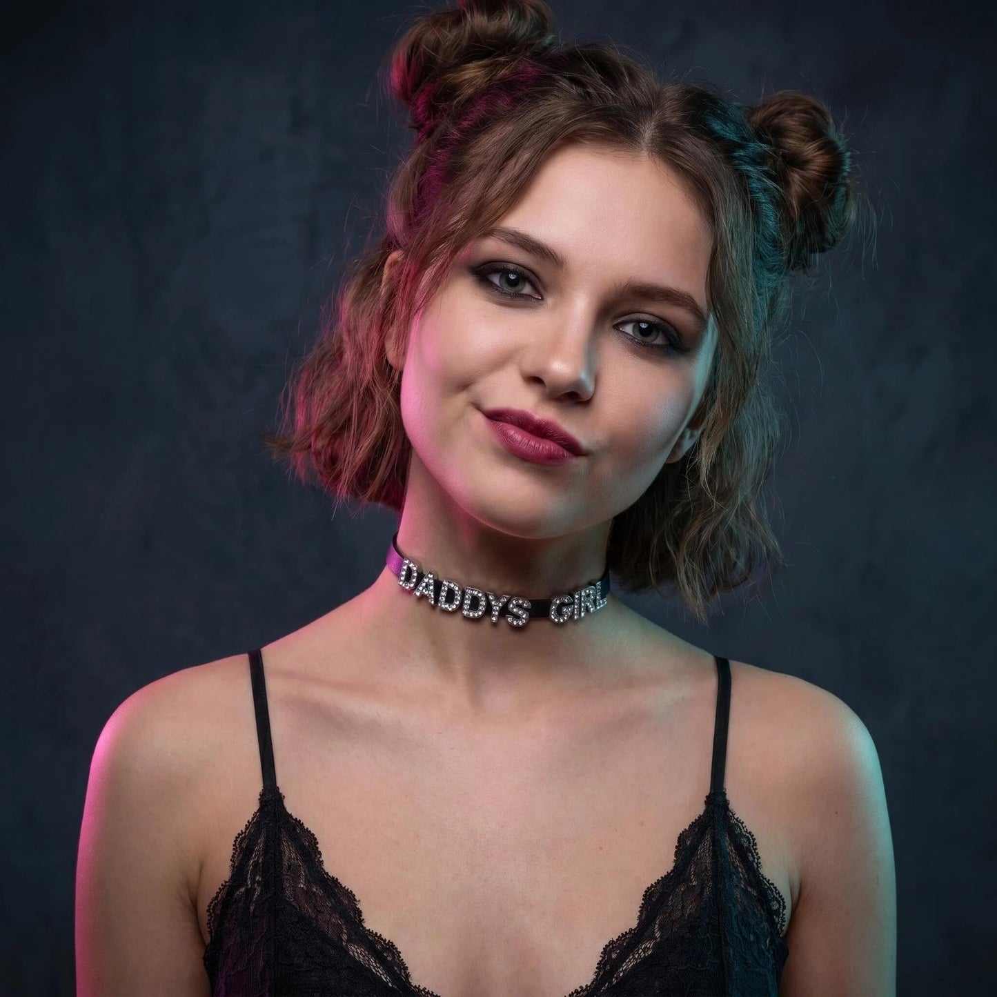 GlitterWe 2Pcs Daddy's Choker For Dating,Gothic Love Heart Leather Choker Necklace for Women,Punk Studded Rivet PU Collar Necklace With Spikes,Black Adjustable Letters Jewelry with Chain For Halloween Valentine's Day