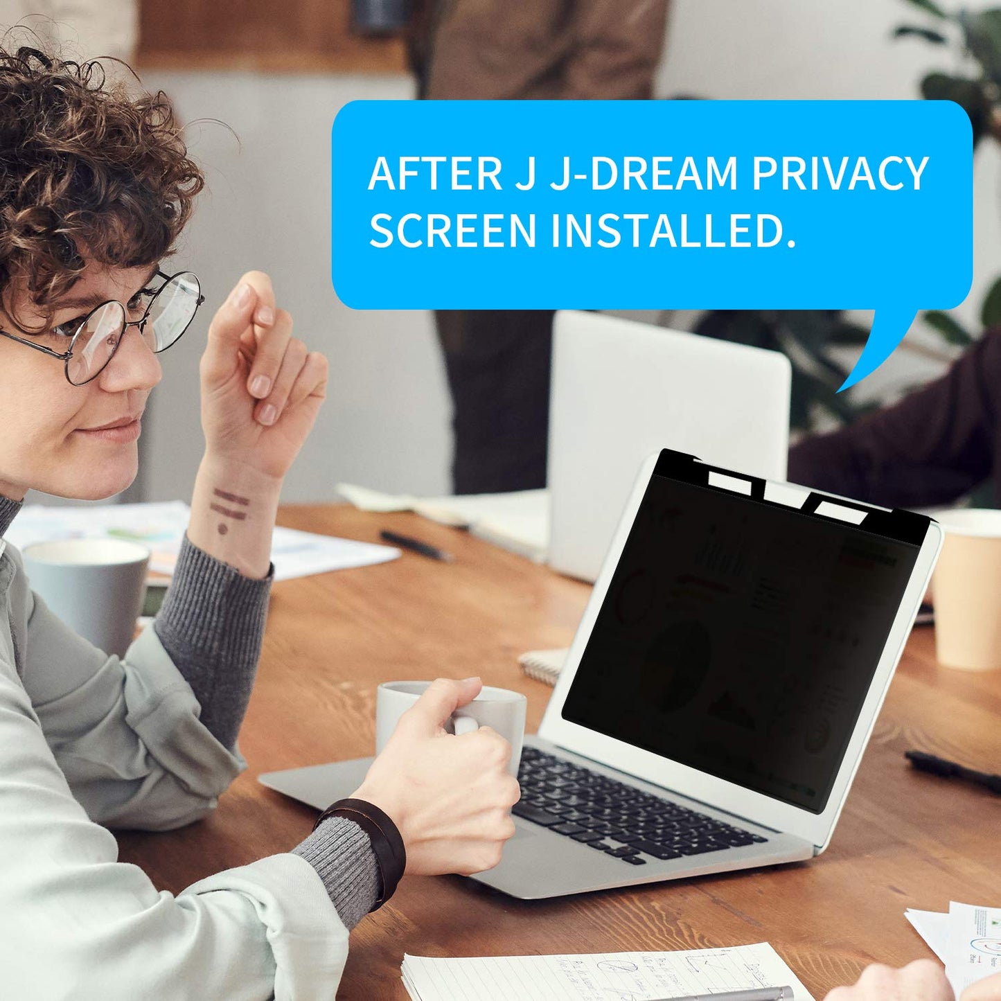 J J-Dream Hanging 15.6 Inch Laptop Privacy Screen Blue Light Screen Protector Anti Glare Anti-Scratch Laptop Privacy Screen Shield 15.6 Inch 16:9 Aspect Ratio