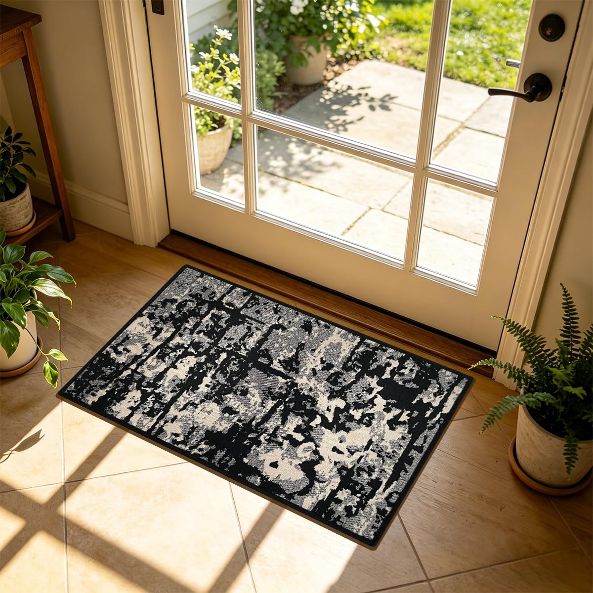 Modern Abstract Indoor and Outdoor Entrance Welcome Door Mat, Washable Kitchen Mats, Soft Area Rug for House Laundry Room Bathroom Entryway Sink Office Floor (Black, 18" x 28")