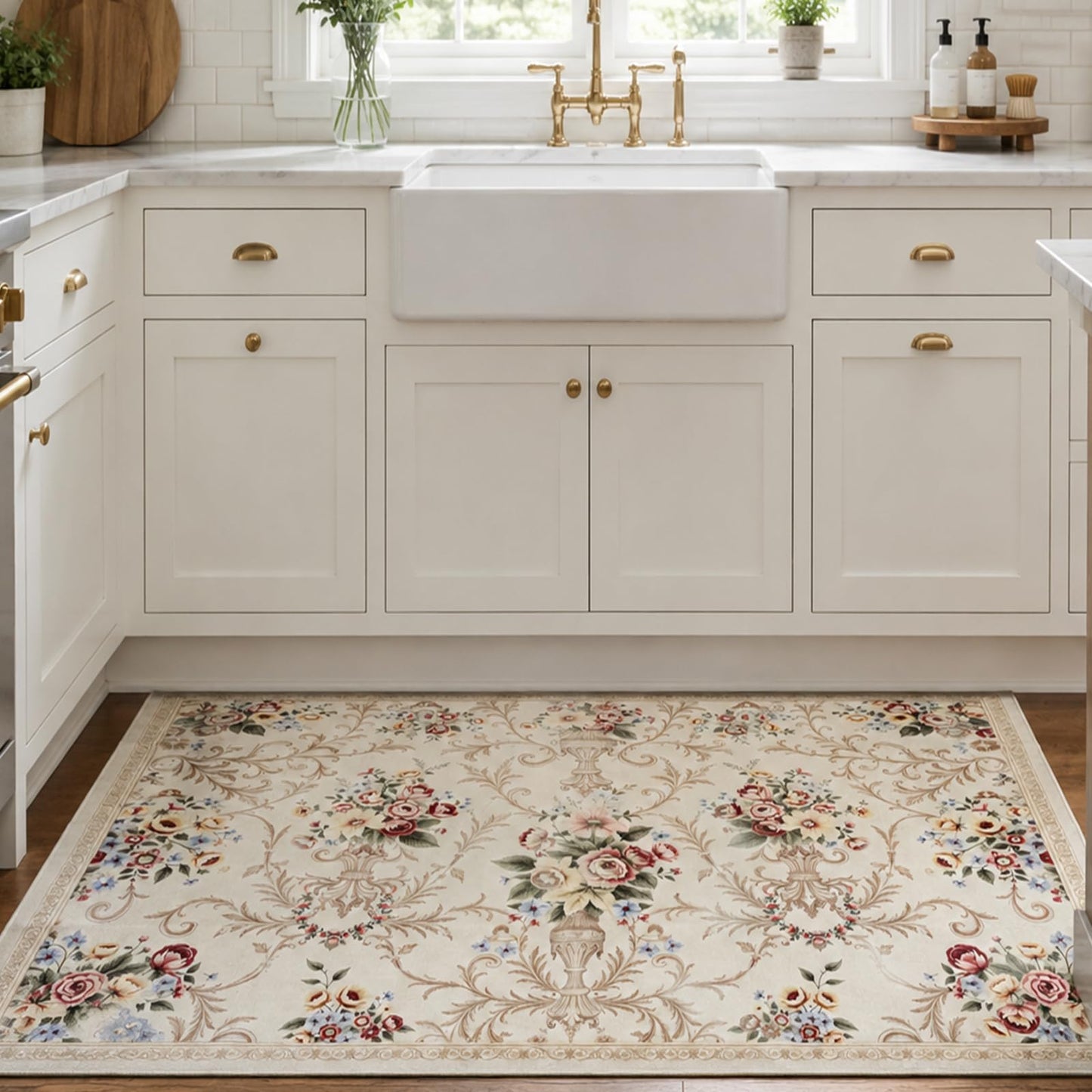Helthep Washable Vintage Floral Area Rug 8x10, Ultra Soft Faux Wool Low Pile Rug, Non-Slip Backing,Soft Farmhouse Boho Cream Rug for Bedroom Dining Room Home Office, Pet & Kid Friendly