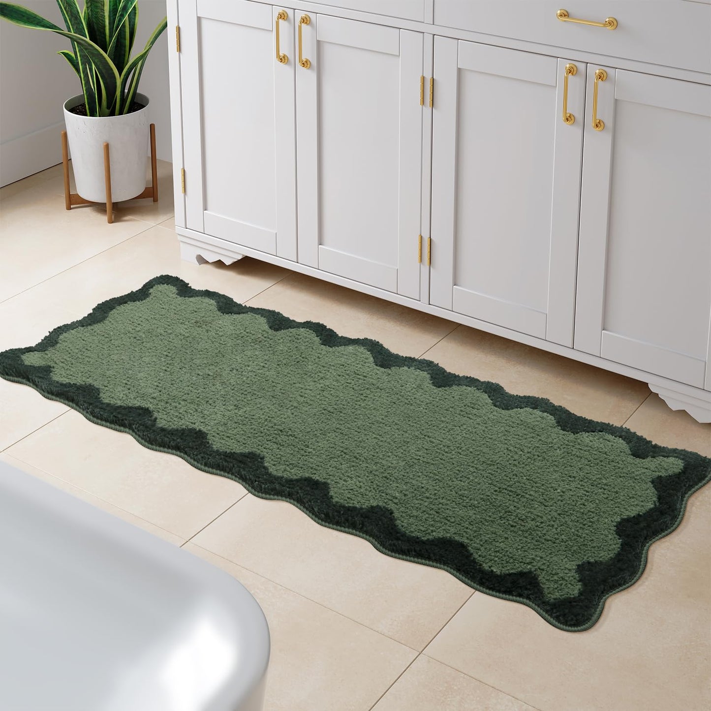 Uphome Bathroom Rug Runner, Green Long Irregular Shaped Bathroom Rug Absorbent Non Slip, 18x47 Soft Cute Machine Washable Shaggy Microfiber Bath Mat for Floor, Tub, Shower