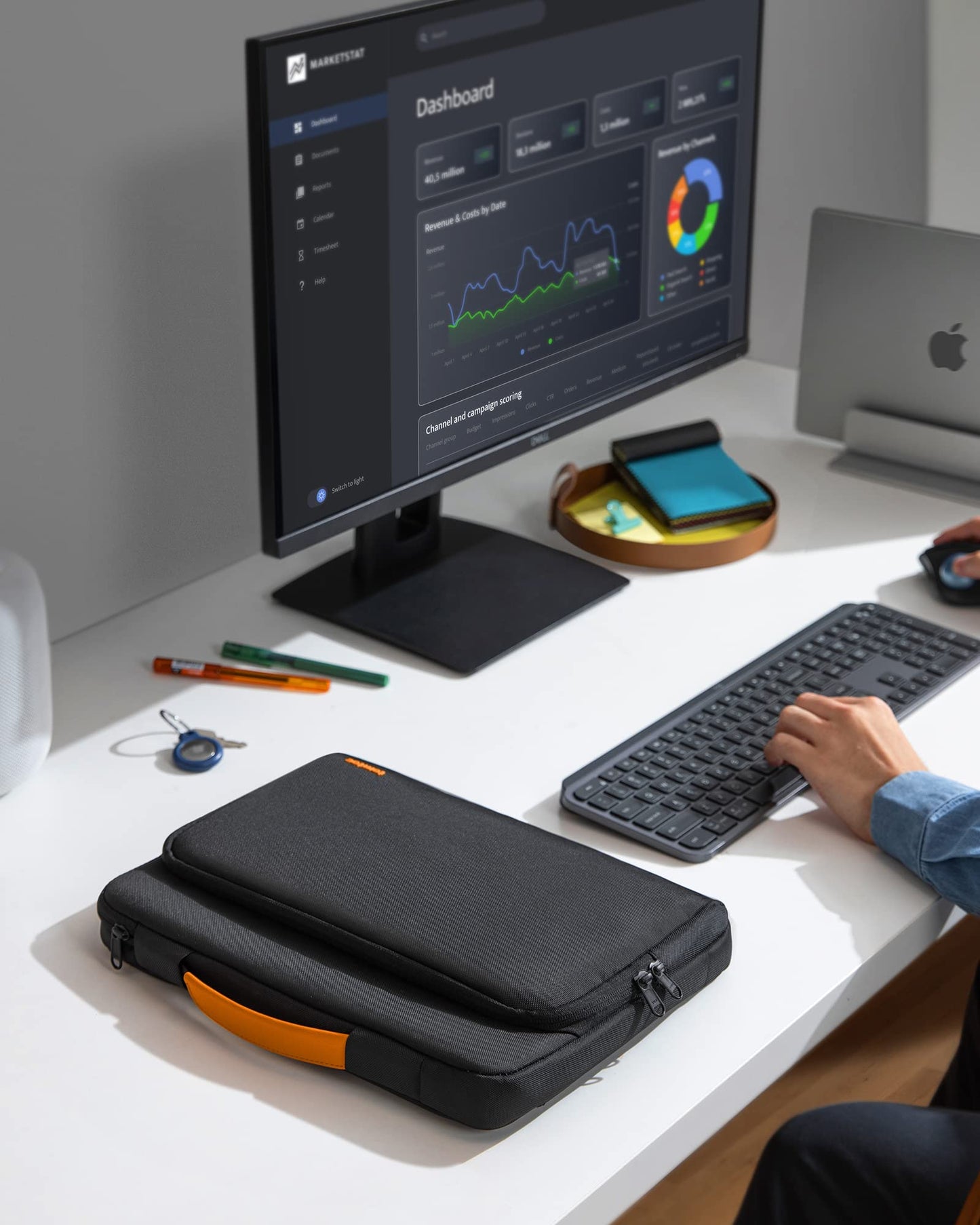 tomtoc 360 Protective Laptop Carrying Case Compatible with 14-inch MacBook Pro M5 Pro/Max (2026) A3426 A3427, M4/M3/M2/M1 Pro/Max, 12.9-13 Inch iPad Pro/Air, Water-Resistant Accessory Sleeve Bag