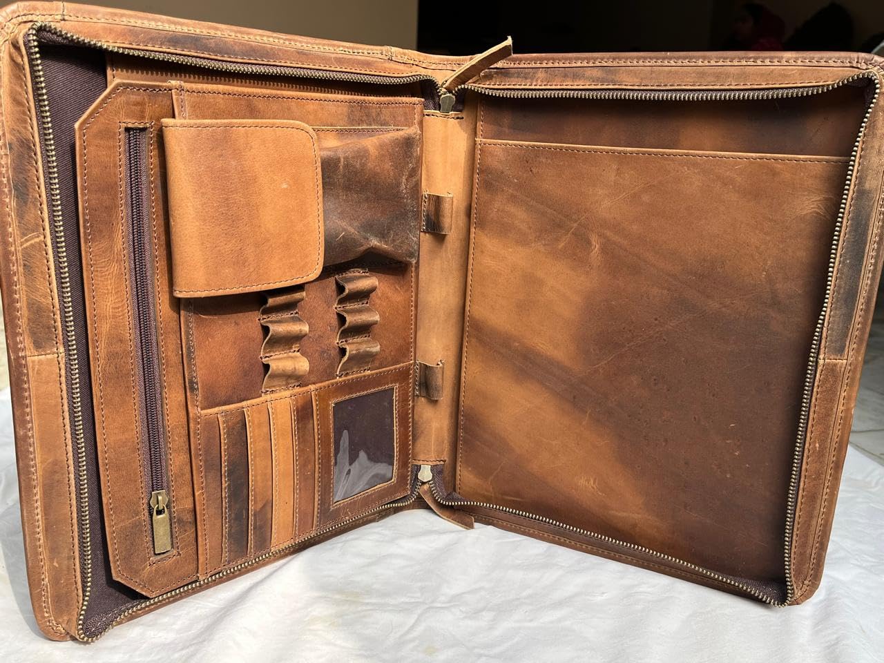Leather Portfolio Organizer with Zipper for Men Women, Padfolio Business Resume A4/Pad, Folder Organizer, Legal Pad Holder with Card Slots, Zippered Padfolio for Business Documents (Brown)