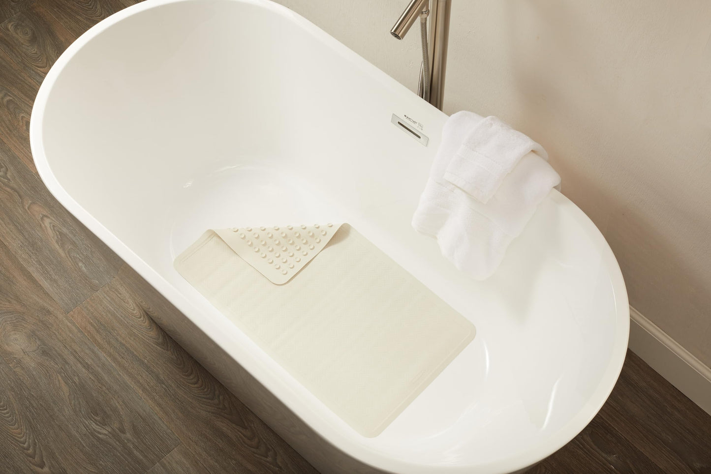 Rubbermaid Commercial Products Safti-Grip Bath Mat, Large, White, Suction-Backed, for Commercial/Residential Use for Home/Hotel/Shower/Bathtub