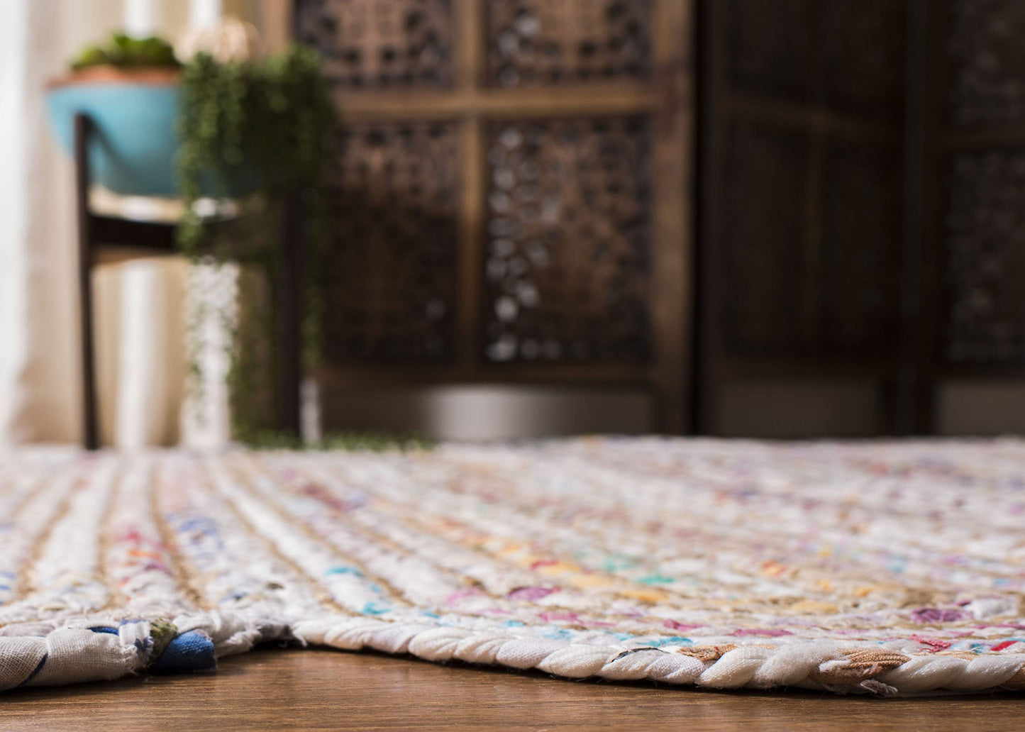 SAFAVIEH Cape Cod Collection Accent Rug - 3' x 5', Ivory & Multi, Handmade Braided Jute & Cotton, Ideal for High Traffic Areas in Entryway, Living Room, Bedroom (CAP208A)