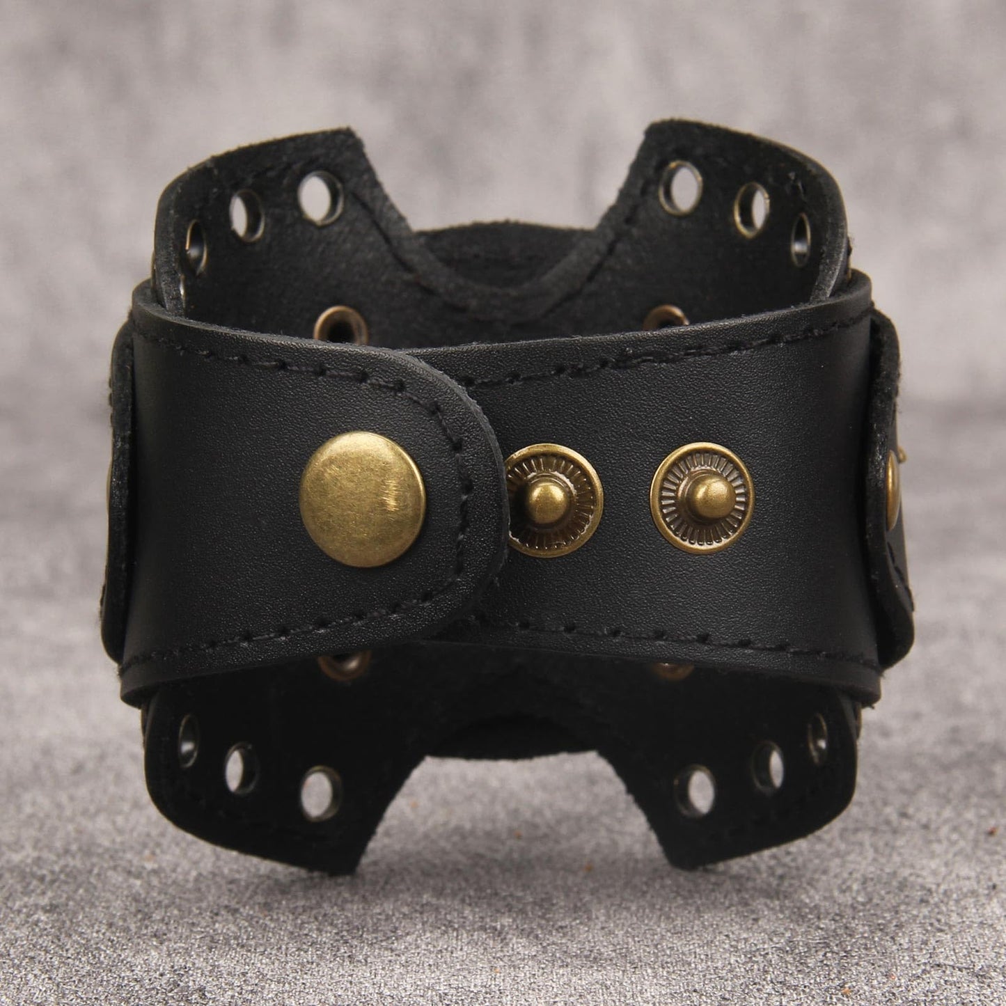 GelConnie Womens Black Leather Cuff Bracelet Wide Leather Biker Cuff Bracelet for Men Star Studded Punk Rock Wristband Gothic Bracelets