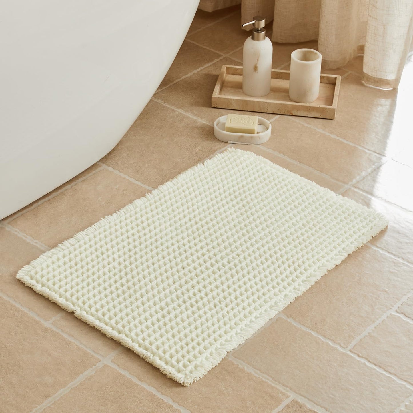Triohero Waffle Bath Mat, Small Boho Bathroom Rugs Non Slip Washable, Ultra Soft Super Absorbent Quick Dry Farmhouse Bathroom Decor, 16" x 24", Cream White