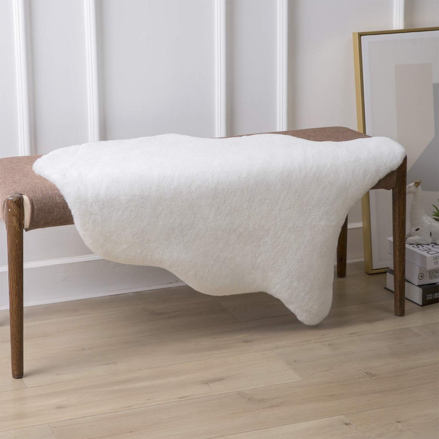 Ashler Faux Fur Rug, Upgraded Soft Faux Rabbit Fur White Area Rugs, 2 x 3 Feet, Machine Washable Nursery Decor Throw Rugs for Bedroom, Kids Room, Living Room