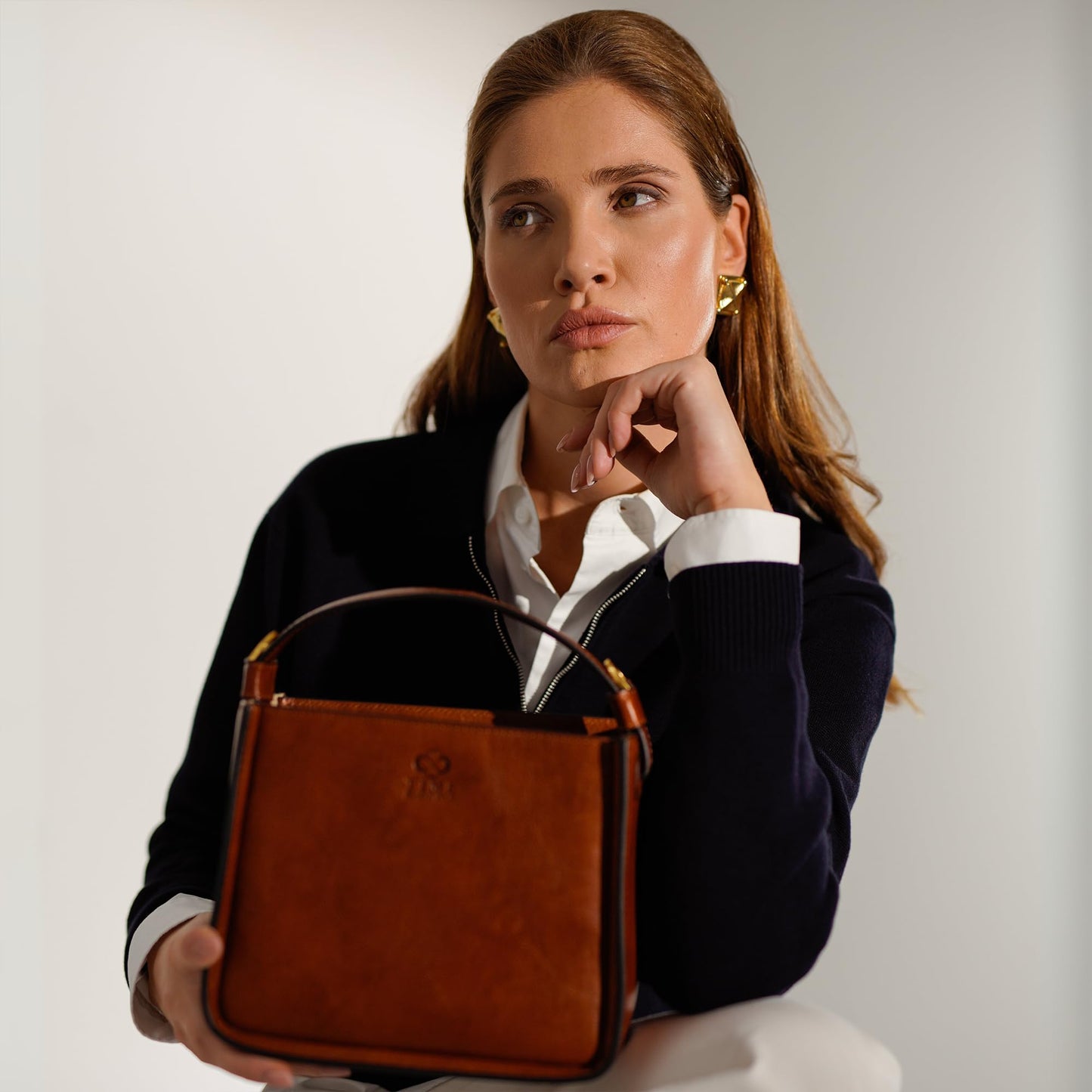 Time Resistance Leather Handbag - Full-Grain Leather Purse for Women - Tote Bag with Detachable Shoulder Strap (Cognac Brown)