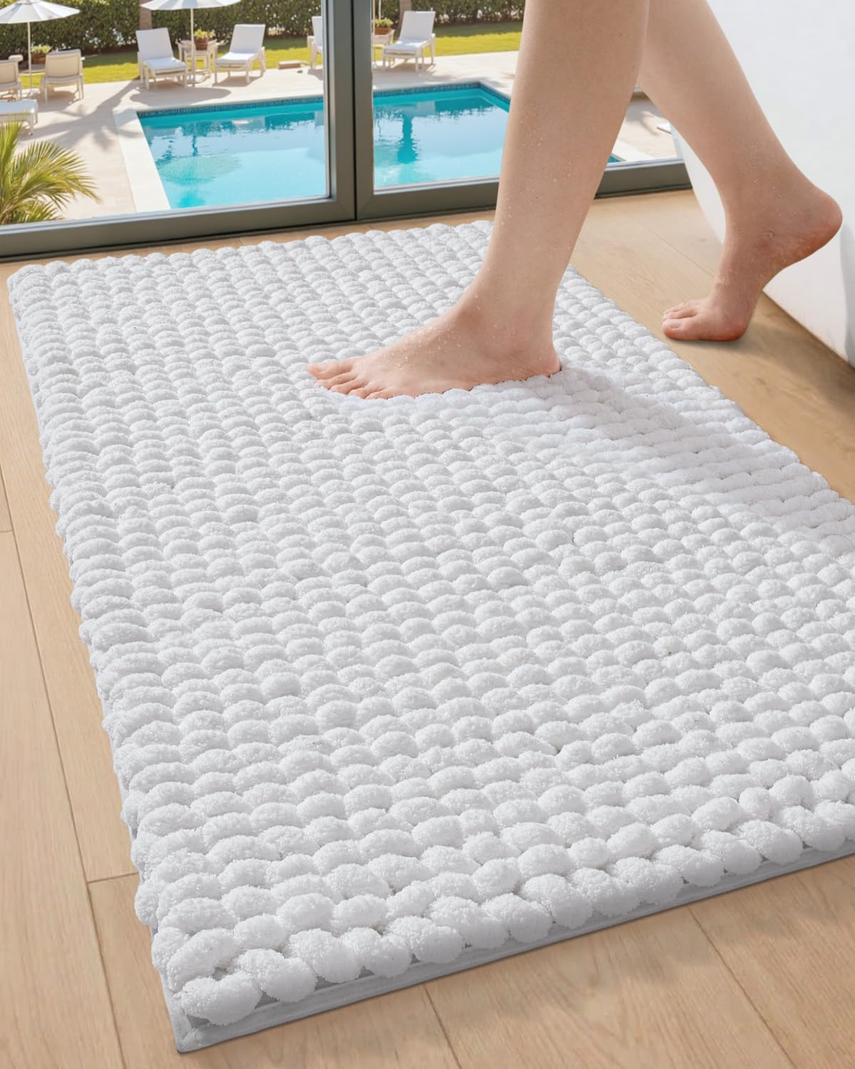 DEXI Bathroom Rugs 17x30, Non Slip Washable Bath Mat, Luxury Chenille Super Absorbent Ultra Thick Bathmats for Shower Floor, Plush Fluffy Shaggy Carpet for Tub, White
