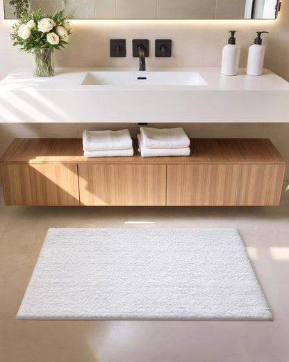 Color&Geometry Small Bath Mats for Bathroom, 16"x24" White Bathroom Rugs, Non Slip, Absorbent, Soft, Washable, Microfiber Bathmat Shower Mat Outside Shower