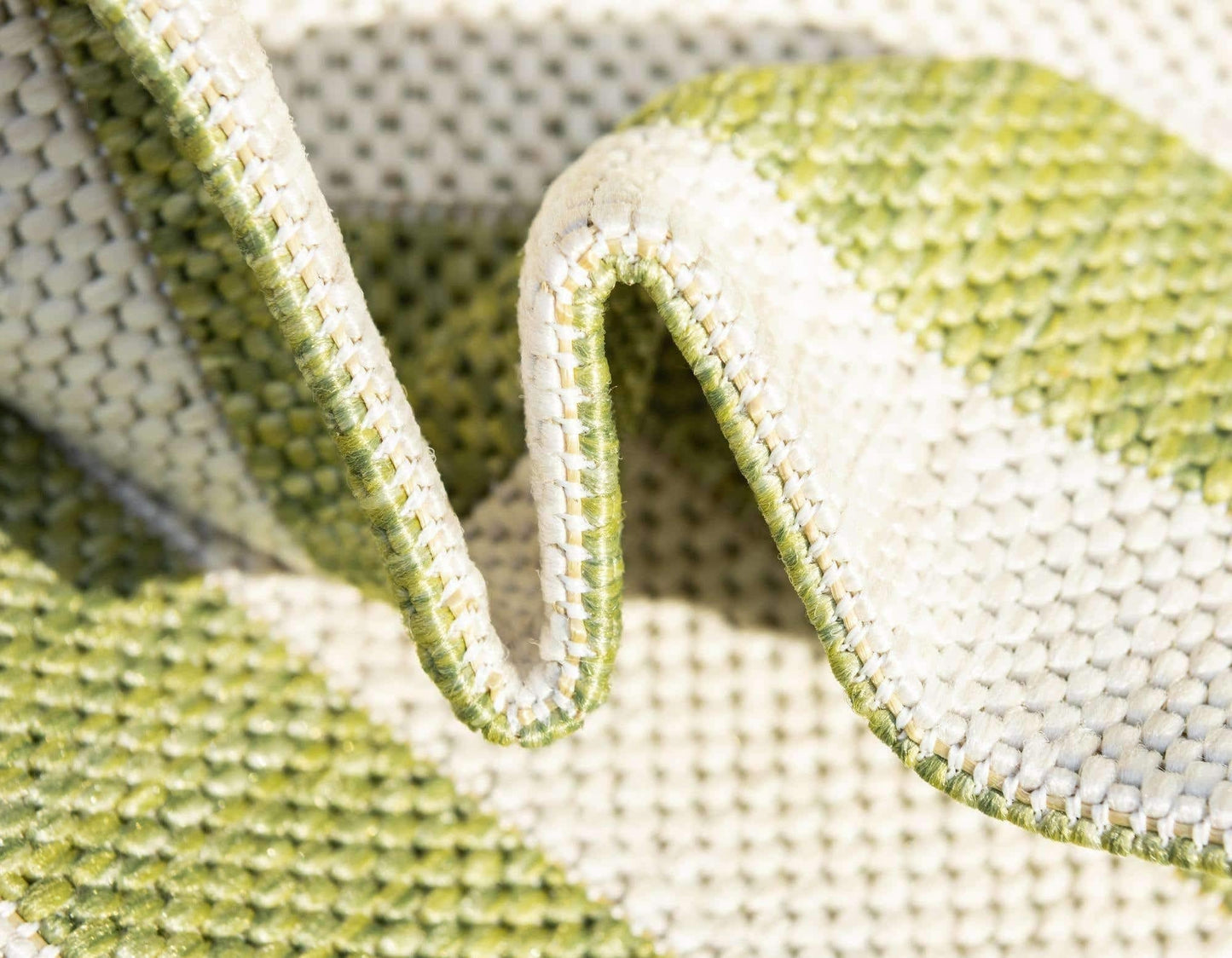 Unique Loom Outdoor Striped Collection Area Rug - Striped (4' 1" x 6' 1" Rectangle, Green/Ivory)