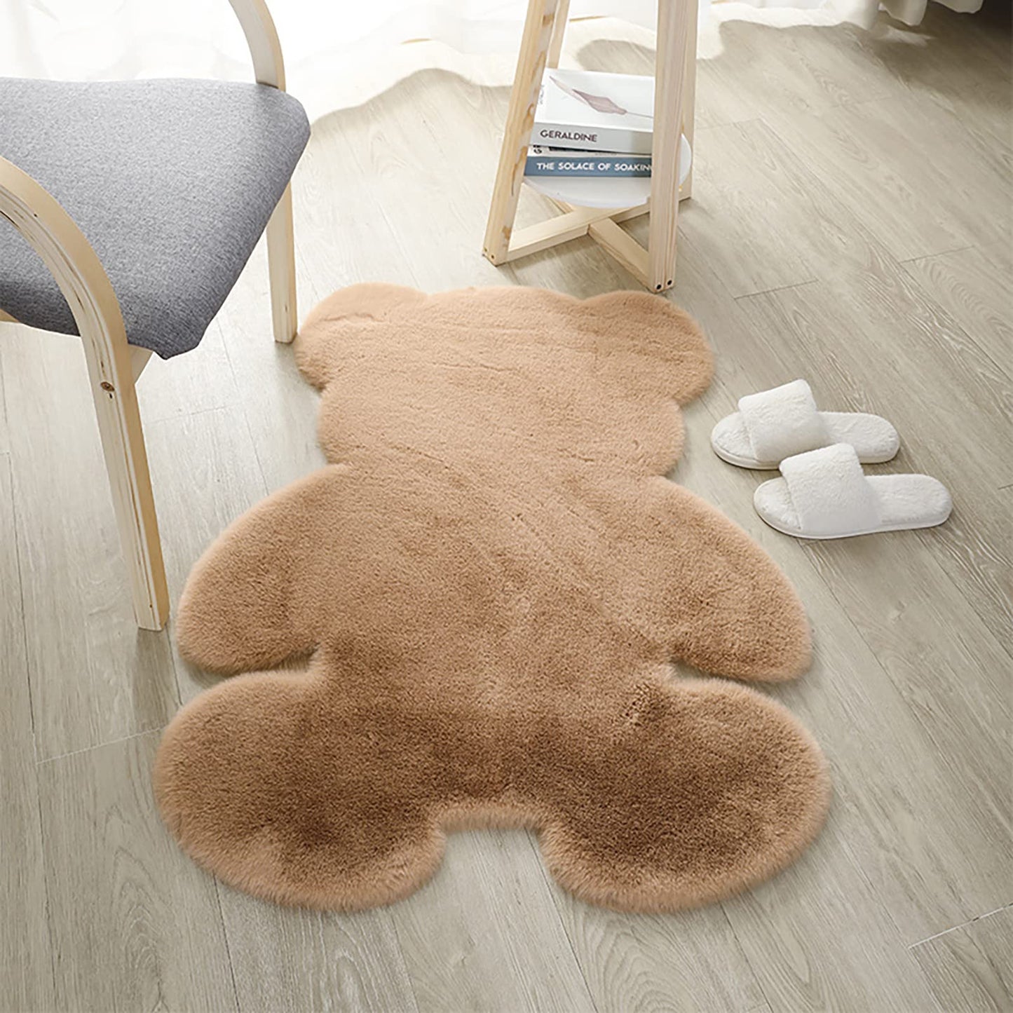 TENNOLA 2.5x3.4 ft Small Bear Soft Fluffy Rug, Shag Faux Sheepskin Fur Rug Fuzzy Shaggy Area Rug Cute Plush Carpet for Nursery Kids Girls Bedroom Room Aesthetic Living Room Floor Home Decor, Brown