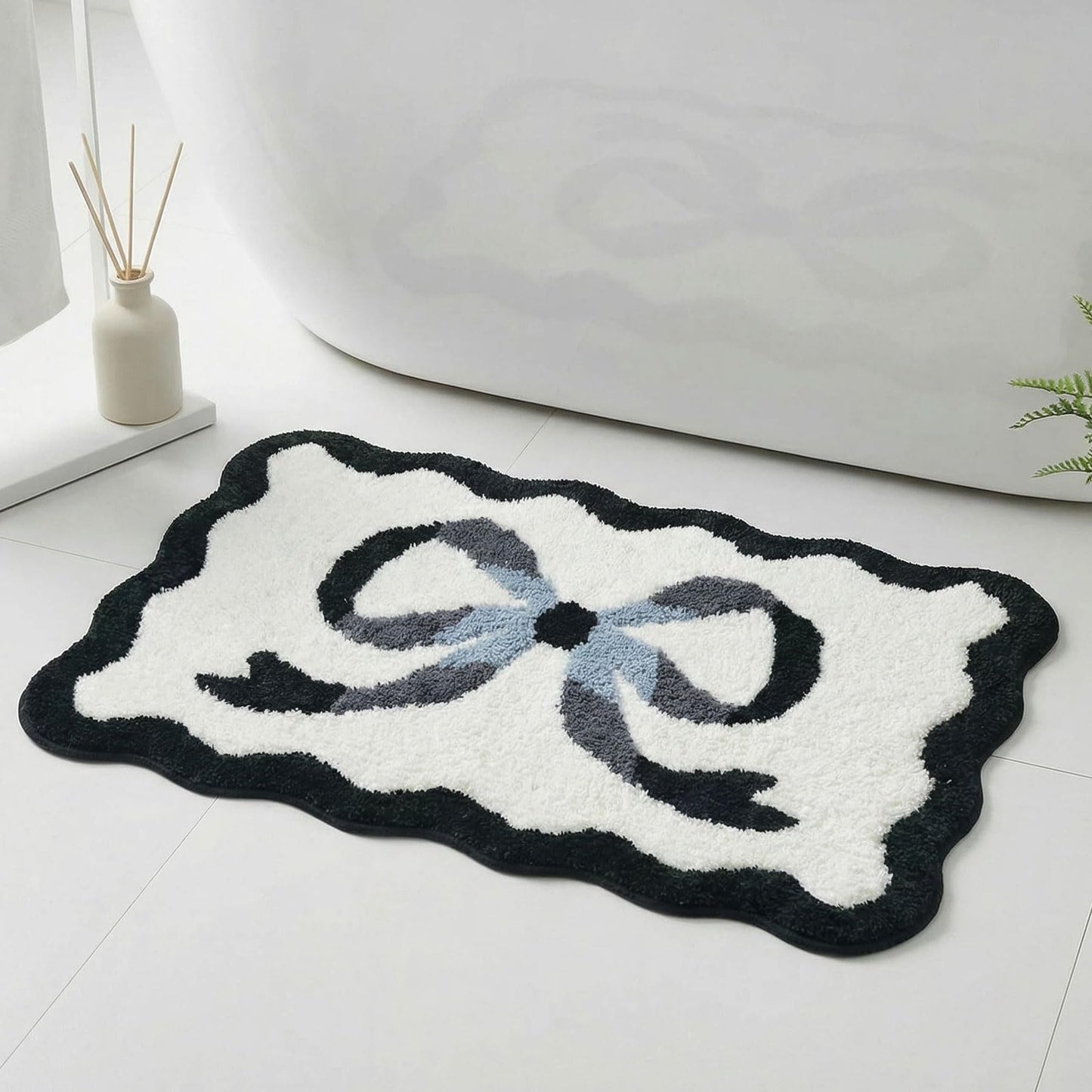 Dylrauoza Black Bow Bath Mat, 20" x 32" Scalloped Bath Rug for Bathroom, Black and White Bathroom Rug Cute, Non Slip Aesthetic Bath Mat, Machine Washable Water Absorbing Plush Rug