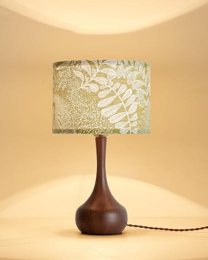 17" Modern Table Lamp Desk Lamp for Living Room Bedroom Home Office, Red Wood Pattern Farmhouse Nightstand Bedside Table Lamp with Green Fabric Shade
