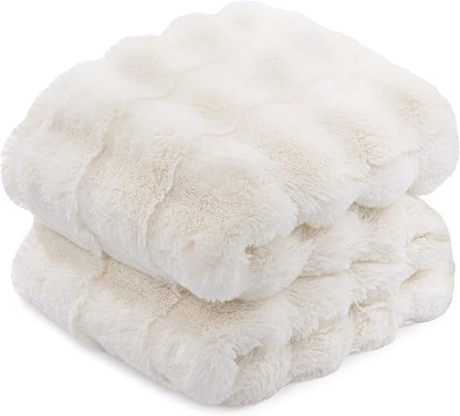 Touchat Luxury Faux Rabbit Fur Throw Blanket for Couch,Super Heavy Warm Cozy Blanket for Sofa Bedroom Living Room,Ultra Soft Fluffy Reversible Plush Blanket for Home Decor Gifts,White