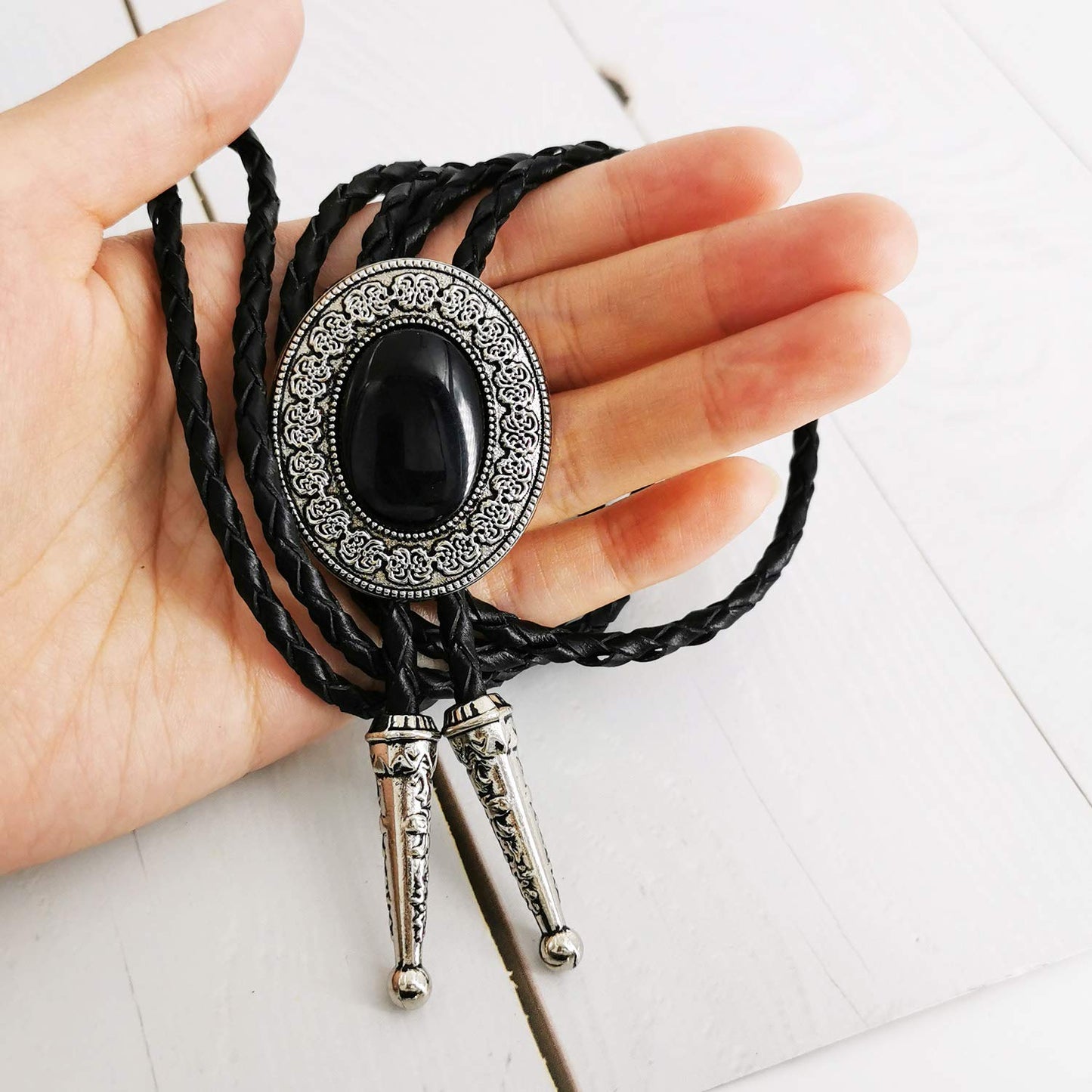 LAXPICOL Vintage Western Cowboy Oval Celtic Black Stone Bolo Tie For Men Native American Retro Bola Tie Necktie