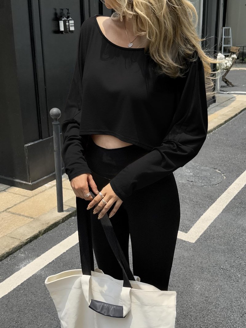 Fisoew Womens Off The Shoulder Cropped Tops Batwing Long Sleeve Loose Fit Summer Boat Neck Workout T Shirts Black