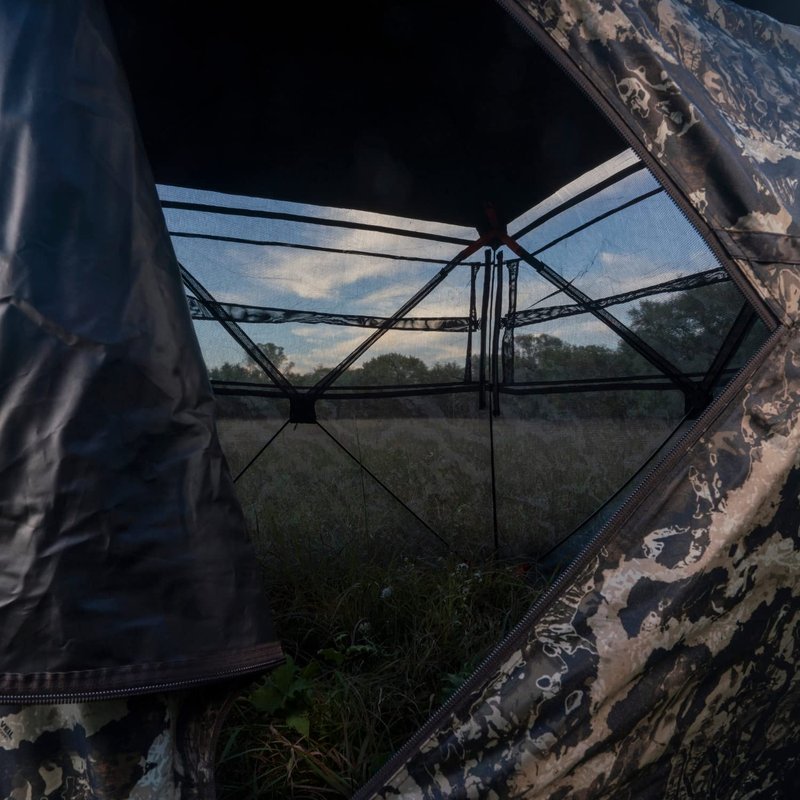 VEIL CAMO VC300 3-Person Hub Blind Tru-View – Ground Blind for Deer Hunting, 270-Degree View, Water Resistant, Durable 5-Hub Design, Backpack Carry Bag, Silent Slide Window Panels