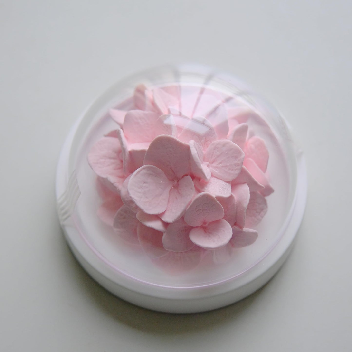 FLCSIed Essential Oil Passive Flower Diffuser -Non-Electric Peony Flower Porcelain Aromatherapy Diffusers for Small Mini Room, Desk Decorative, Bathroom (Pink, Hydrangea)