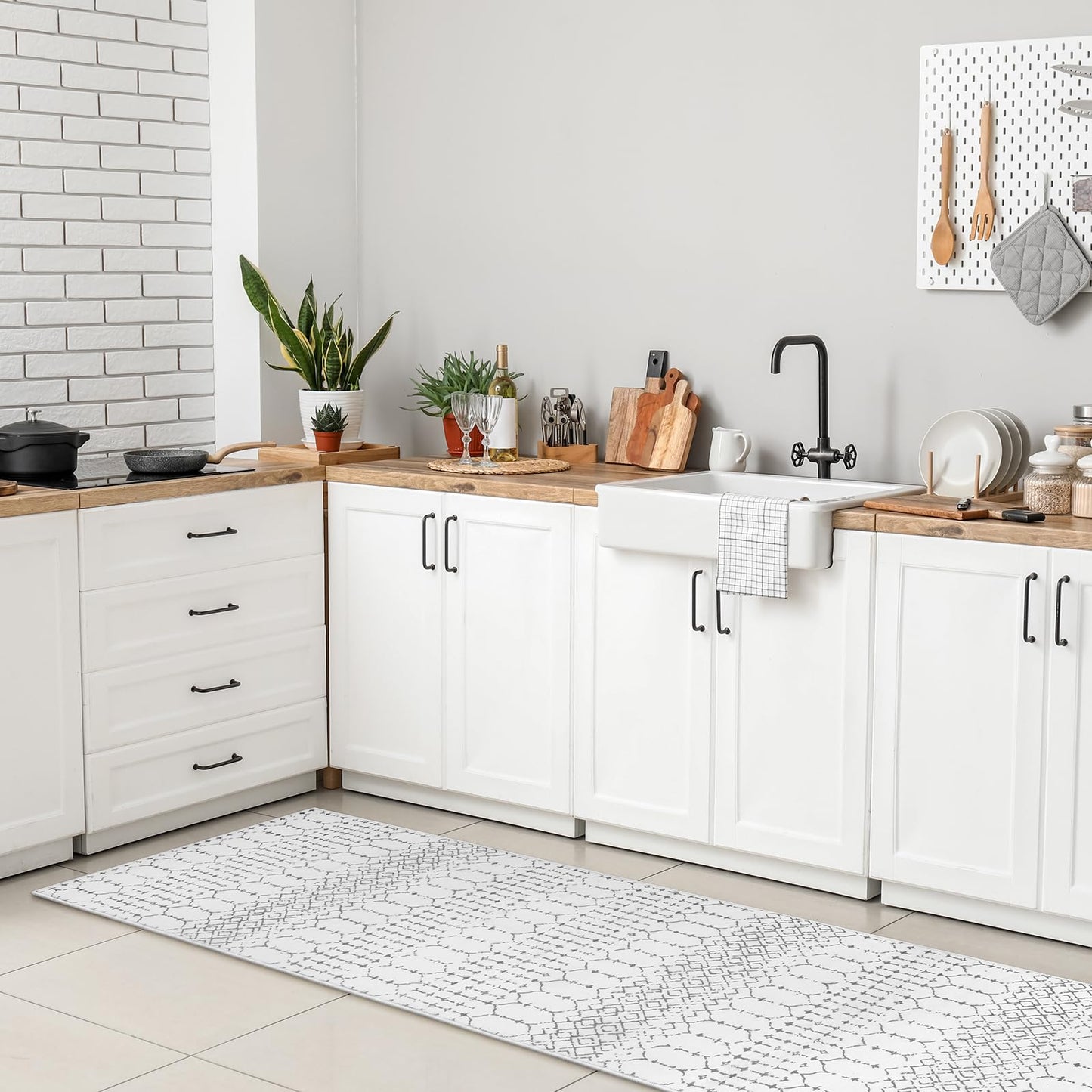 Lahome Moroccan Kitchen Runner Rug - 2x8 Non-Slip Washable Hallway Rug Runner Ultra-Thin Soft Throw Bathroom White Print Distressed Carpet for Entryway Laundry Room Living Room Hana