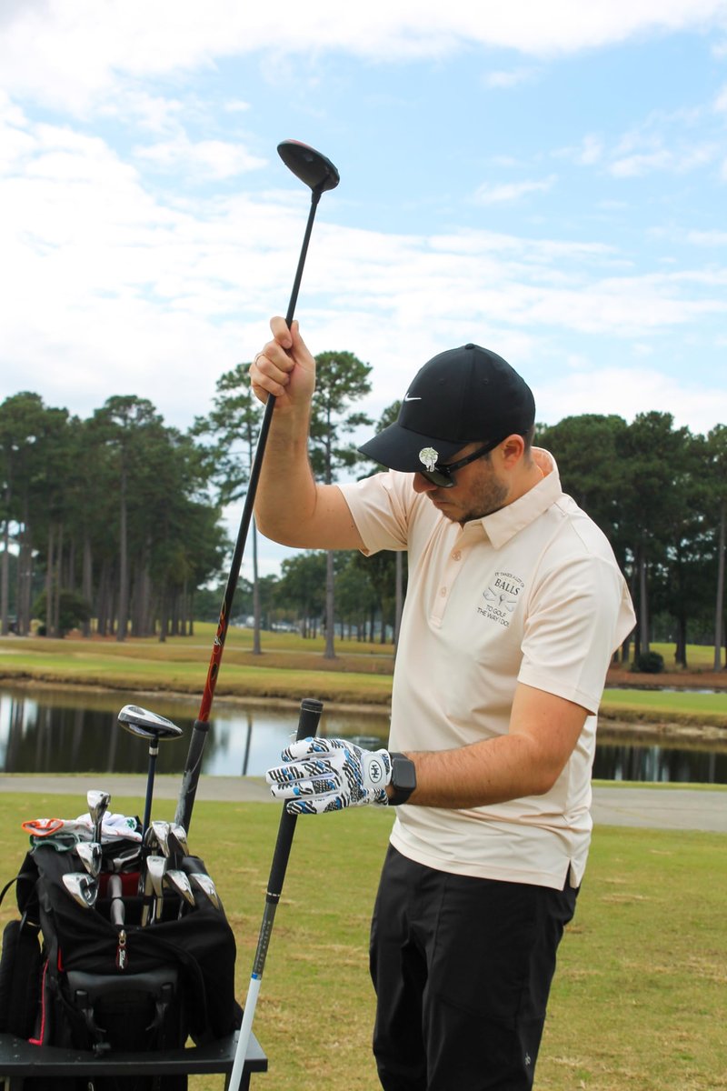 MULLIGAN HOOLIGAN® Men's Golf Glove | Premium Cabretta Leather & Mesh, Breathable Moisture-Wicking Comfort, Unique Standout Design for Men & Women (USA Blue Line, Large, Worn On Right Hand)
