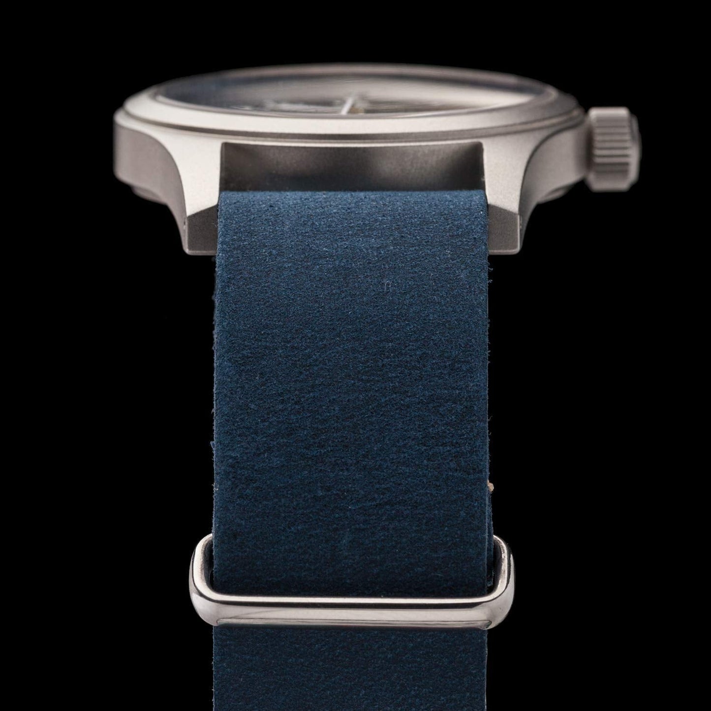 Benchmark Basics Leather Watch Band - Crazy Horse Oiled Leather One-Piece Watch Straps for Men & Women - Choice of Color & Width - 18mm, 20mm, 22mm or 24mm (20mm, Navy Blue)