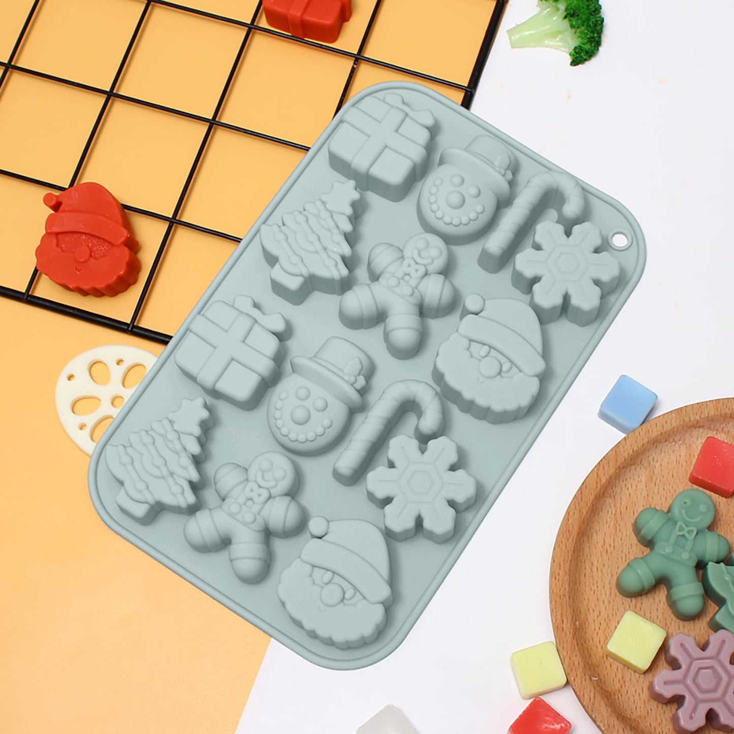 Christmas Chocolate Molds 3pcs Silicone Candy Molds Santa Claus Cane Christmas Tree Gingerbread Molds for Ice Cube Jelly Crayon Gummy Cupcake Decoration