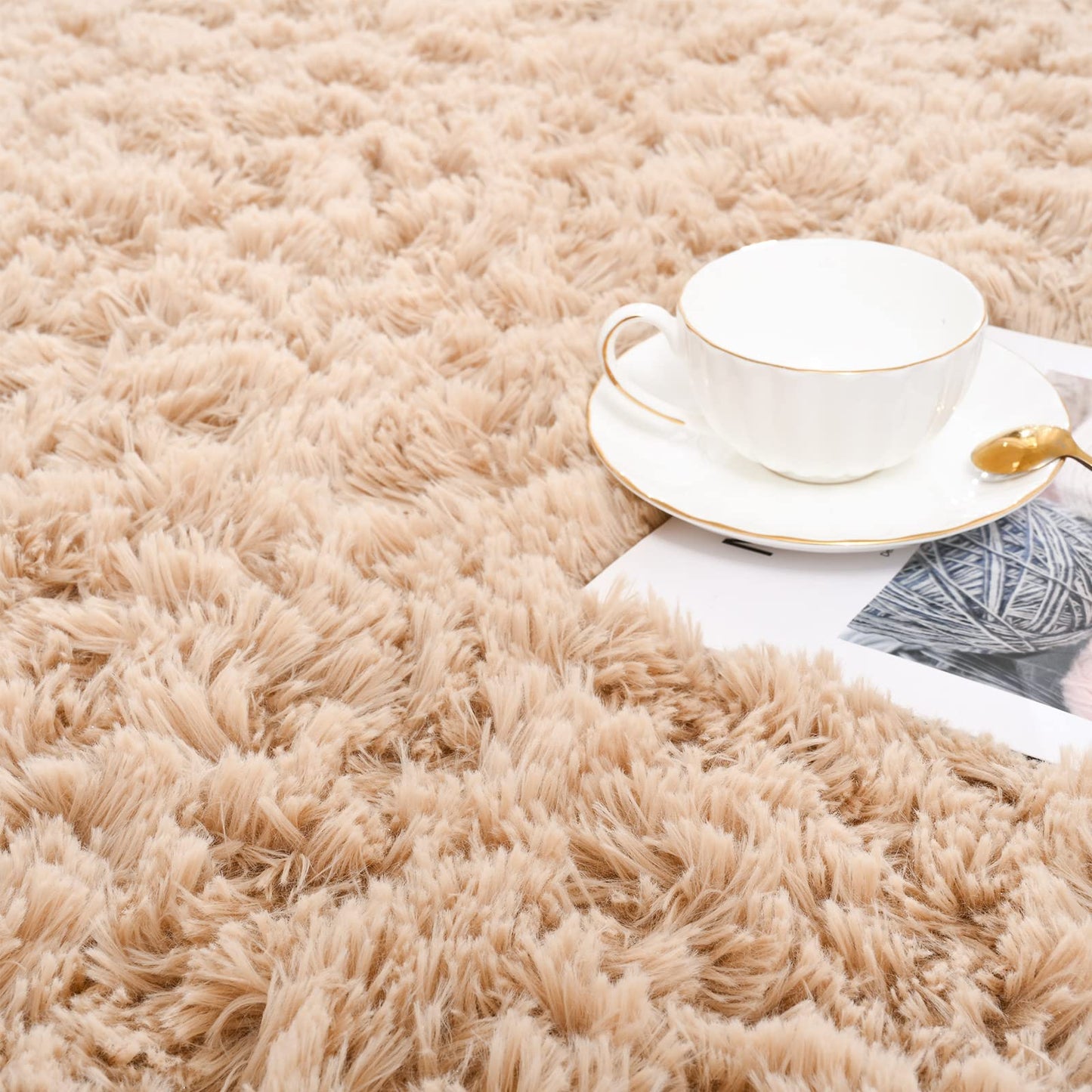 ISEAU Fluffy Rug Carpets Soft Shaggy Area Rugs Indoor Floor Mats for Kids Room Fuzzy Carpet Comfy Cute Nursery Mat Bedside Rug for Boys Girls Bedroom Living Room Home Decor, 3ft x 5ft,Camel