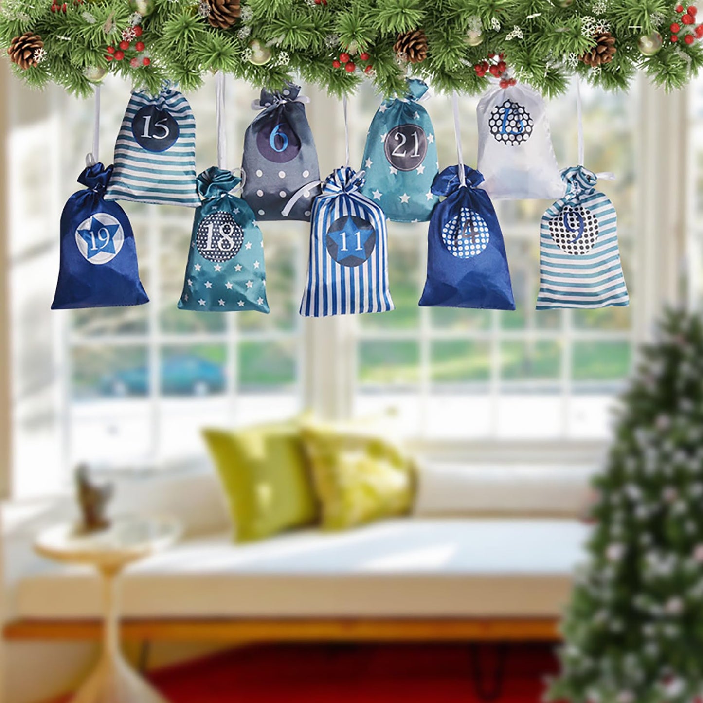 24 Pcs Christmas Drawstring Gift Wrap Bags Reusable Advent Calendar Bags Cute Xmas Candy Toys Goody Treat Bag Pocket for Holiday Weedings Birthdays Party Favor Home Storage Gift Bag