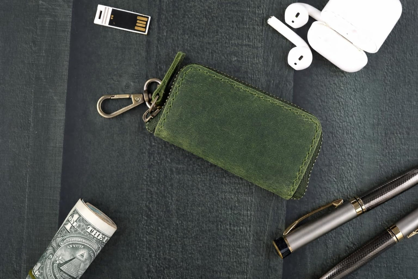 Handmade Full Grain Leather Car Key Holder & Zippered Coin Purse | Belt Loop Key Chain, Compact Earphone Holder Multi-Functional Money Purse Elegant Leather Accessory Versatile Key Organizer (Green)