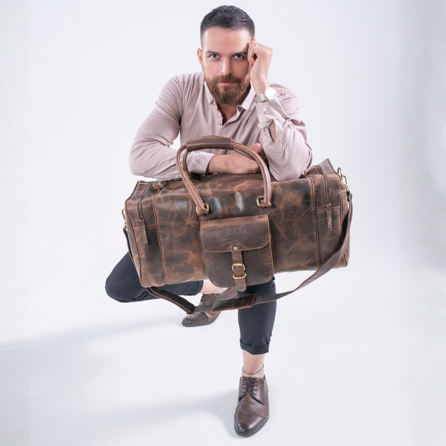 Handmade World Leather Duffle Bag for Men – Full Grain Buffalo Leather Weekender Travel Bag, Large Carry On Overnight Gym Bag, Handmade Rustic Brown Leather Luggage 24 Inch (Crunch Leather)