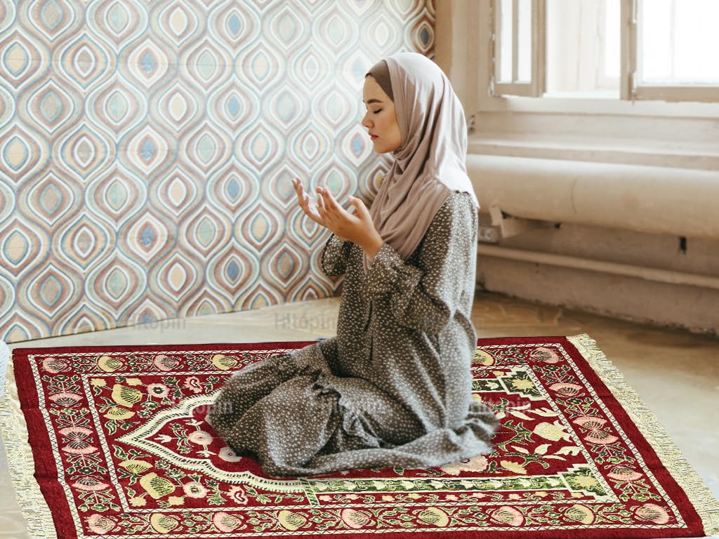 Hitopin Red 2'4" x 3'7" Traditional Floral Low Pile Nylon Prayer Rug, with Elegant Design Bags, Soft, Non-Slip, Water-Resistant, Perfect for Prayer, Ramadan, Eid al Fitr, Gift