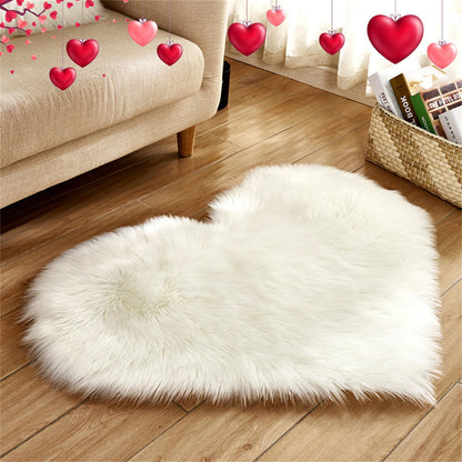 YRXRUS Heart Rug, White Heart Shaped Rug, Fluffy Faux Fur Rugs, Shag Mats for Bedroom Living Room, Love Coquette Room Decor 2x3 Ft