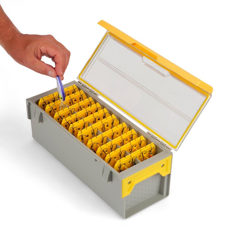 Plano EDGE Short Hang Box, Stores 40 Crankbaits, with Rust-Preventive Rustrictor, Dri-Loc Watertight Seal, WaterWick, DuraView Transparent Lid, Stackable Storage for Fishing Organization