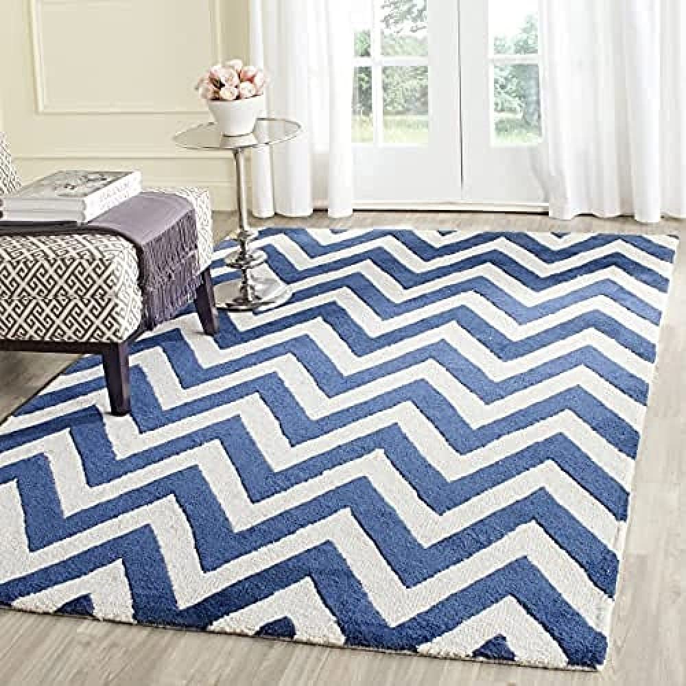 SAFAVIEH Cambridge Collection 6' x 9' Navy/Ivory CAM139G Handmade Chevron Premium Wool Area Rug
