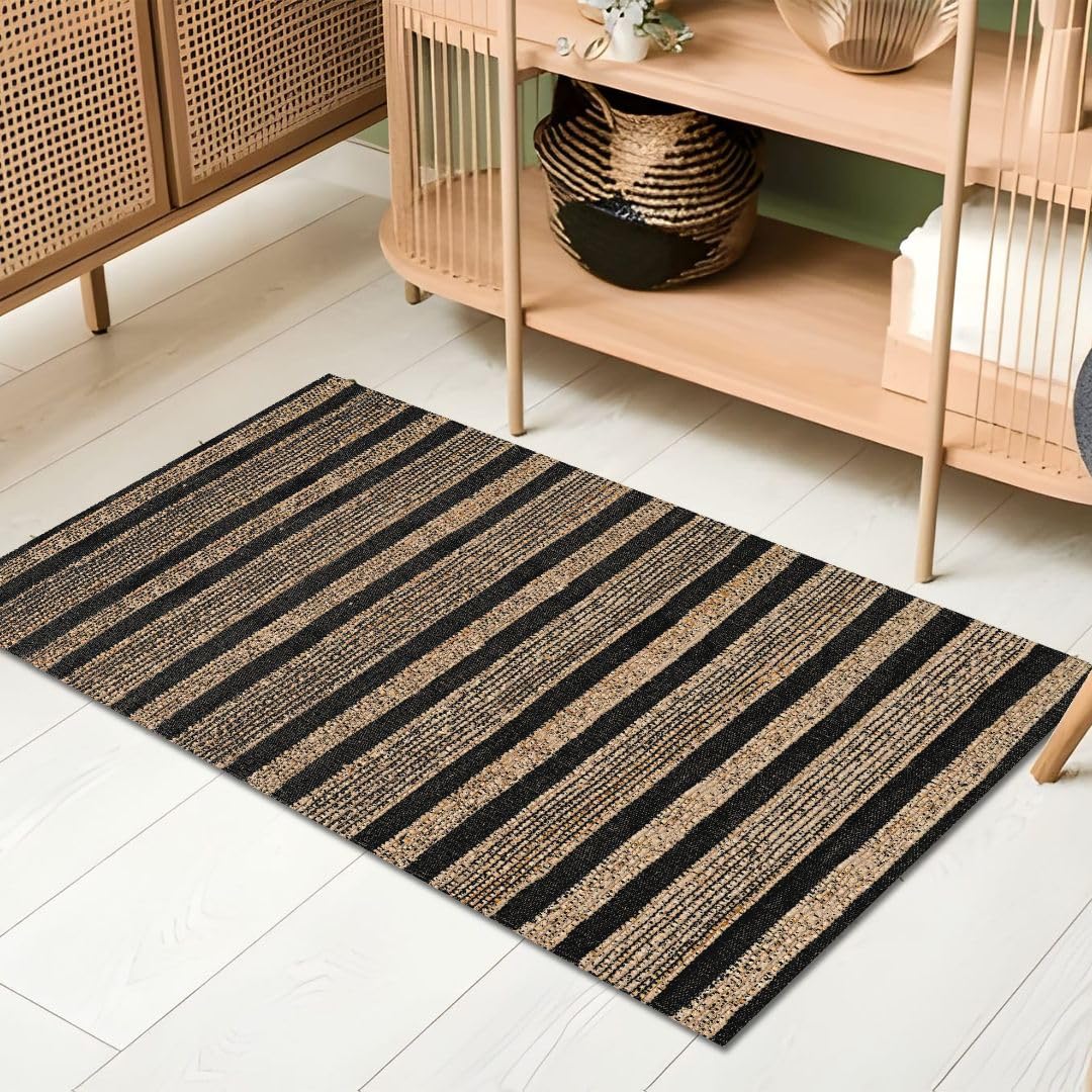 Threadvista Hand Woven Area Rug 3x5 Feet - Rustic Farmhouse Boho Accent Rug for Living Room Bedroom Kitchen Entryway Floor Mats Non Slip - Ideal for High Traffic Areas Jute Cotton Rug Natural Black
