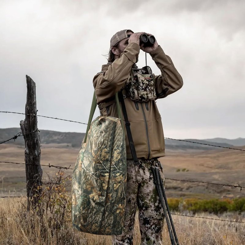 Camouflage Scent Control Bag - Extra Large 42 x 26 Inch Waterproof Smell Proof Storage for Hunting Gear