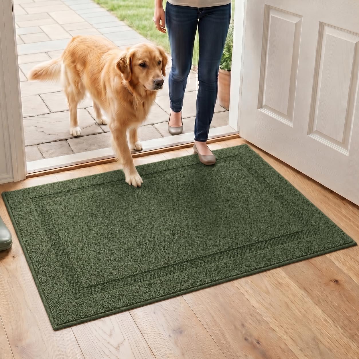 Indoor Door Mat 20 x 31 Inch, Forest Green Entryway Rug, Absorbent Non-Slip Washable Floor Mat for Front Door, Muddy Shoes and Dogs