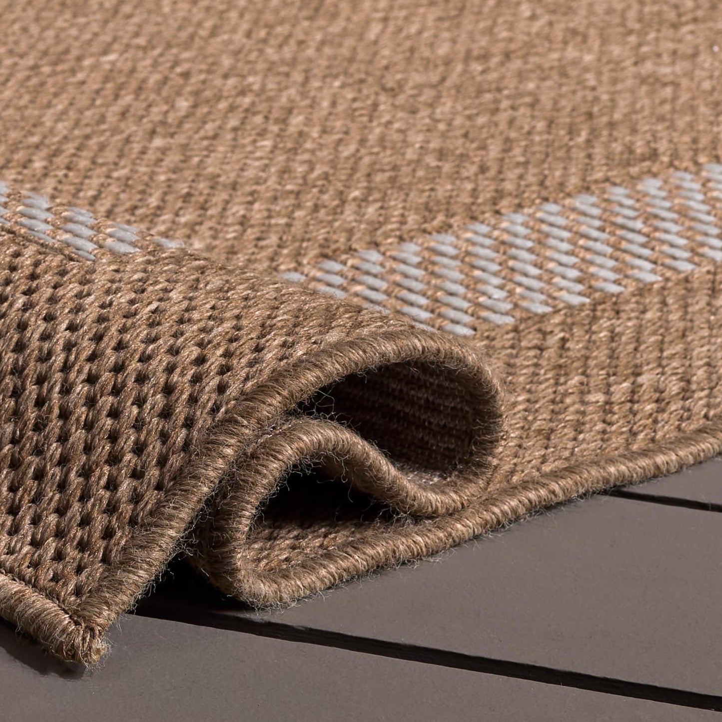 SAFAVIEH Washable Rug Outdoor Sisal Performance Collection - 8' x 10', Natural & Ivory, Non-Shedding & Easy to Clean, Ideal for Patio, Backyard, Deck, Mudroom, Poolside (SPF810C)