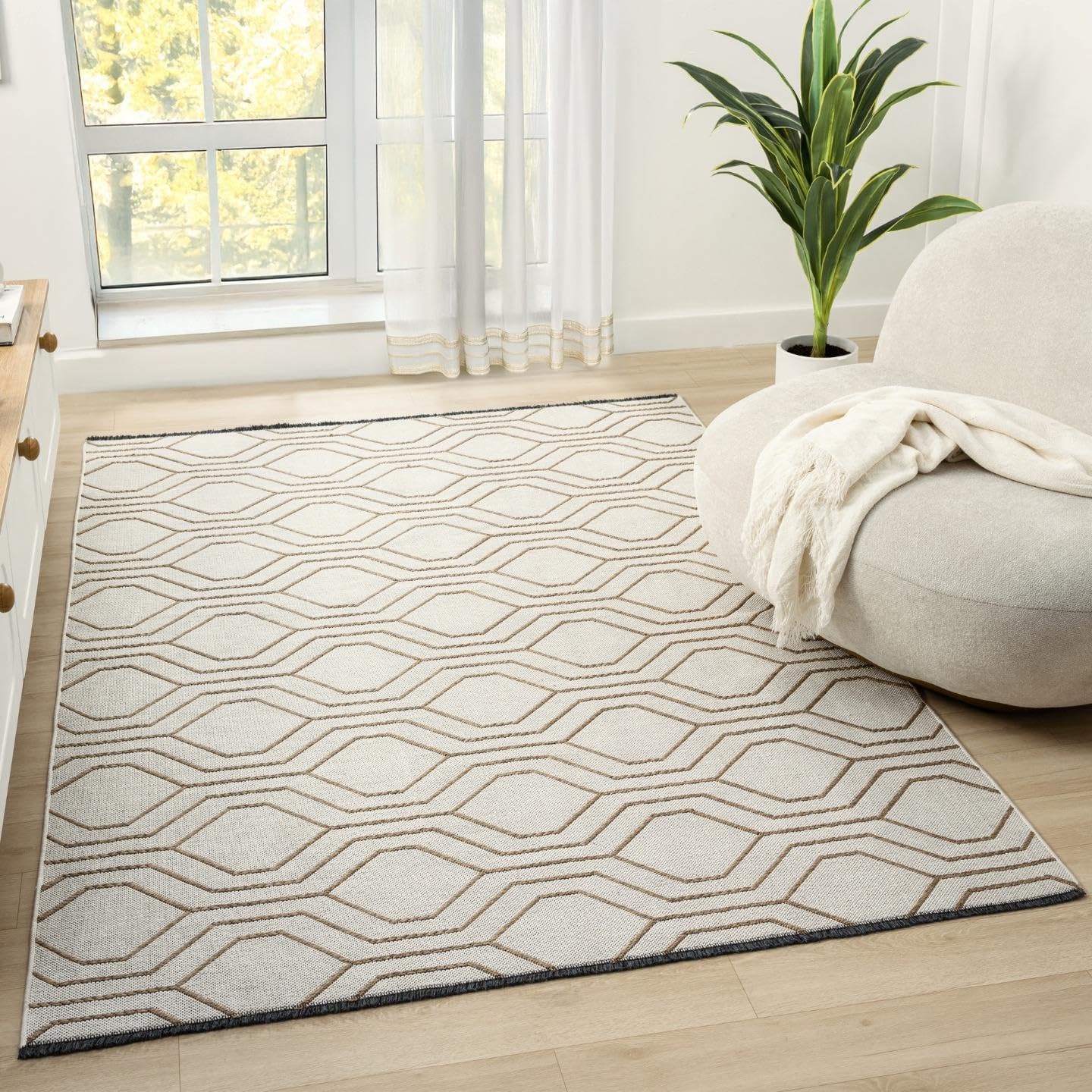 LUXE WEAVERS Moroccan Trellis White 5x7 Washable Area Rug, Anti-Slip Geometric Carpet